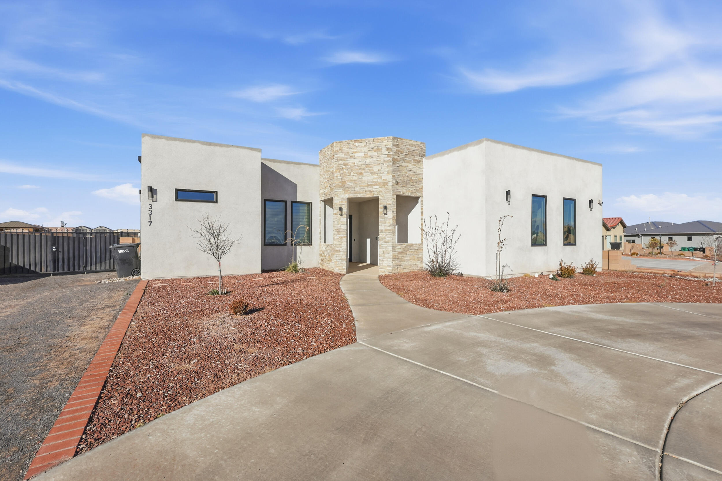 3317 Palmyra Court NE