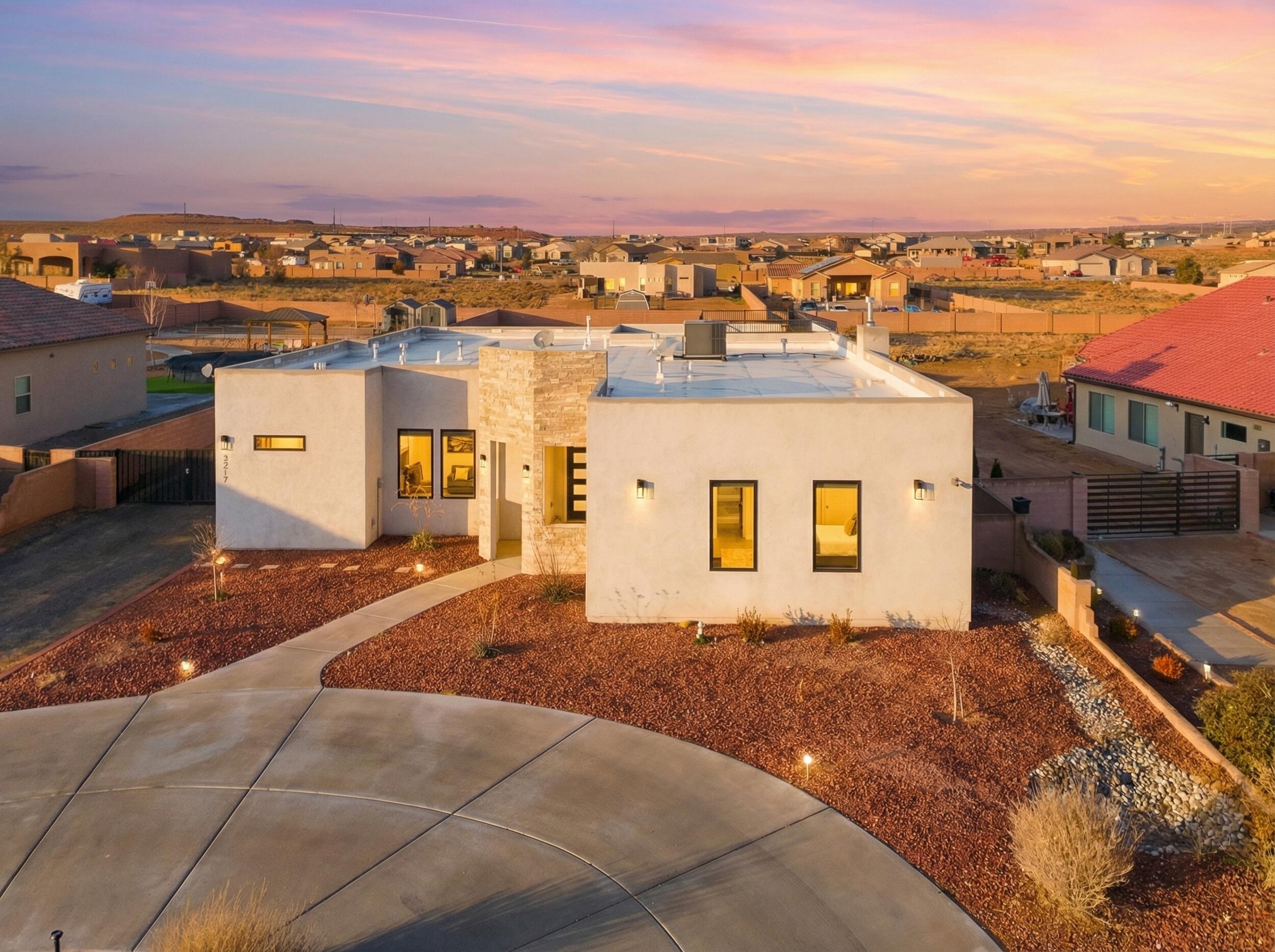 3317 Palmyra Court NE