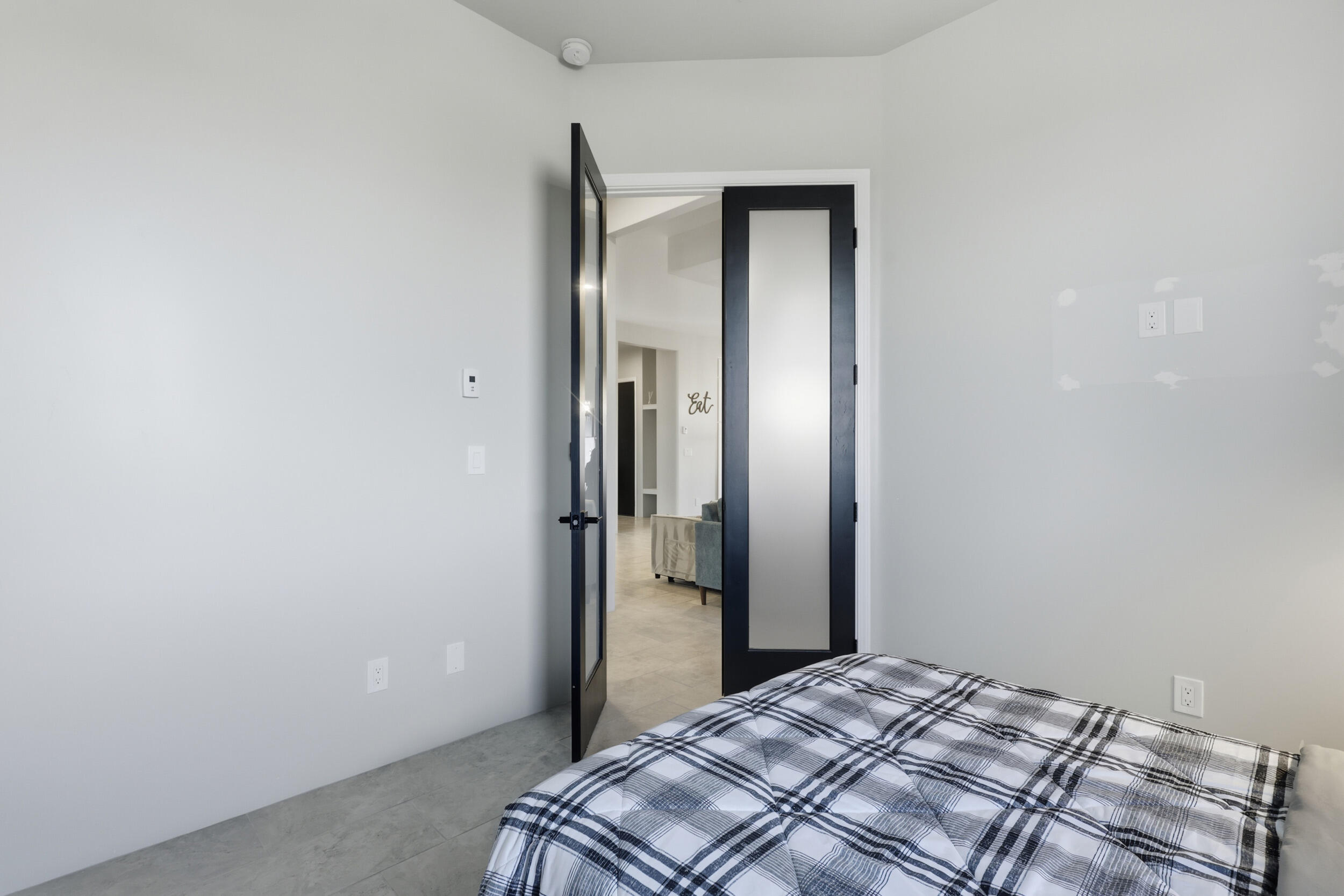 3317 Palmyra Court NE