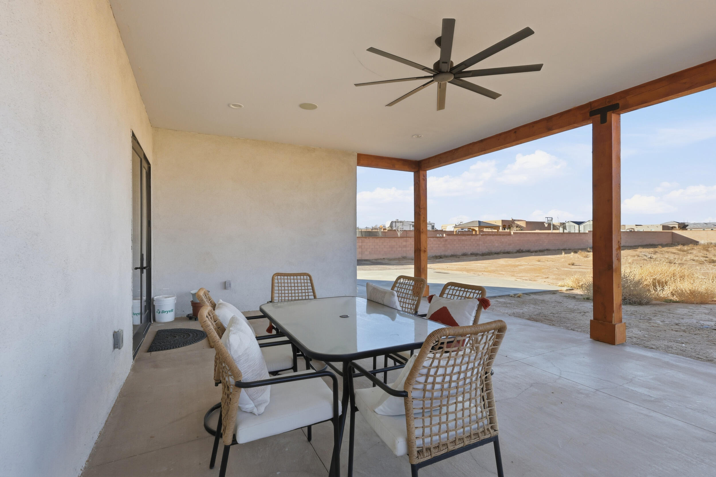 3317 Palmyra Court NE