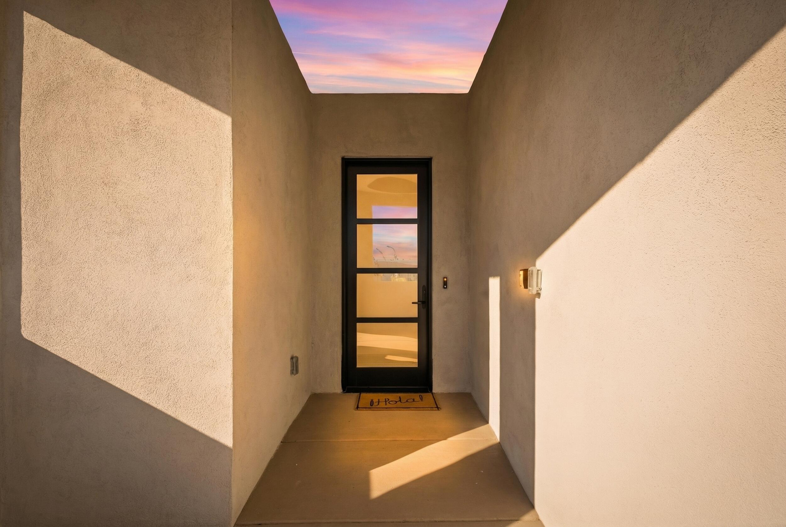 3317 Palmyra Court NE