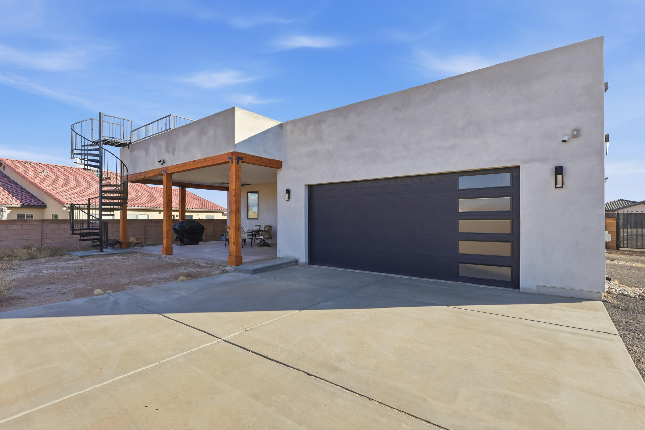 3317 Palmyra Court NE