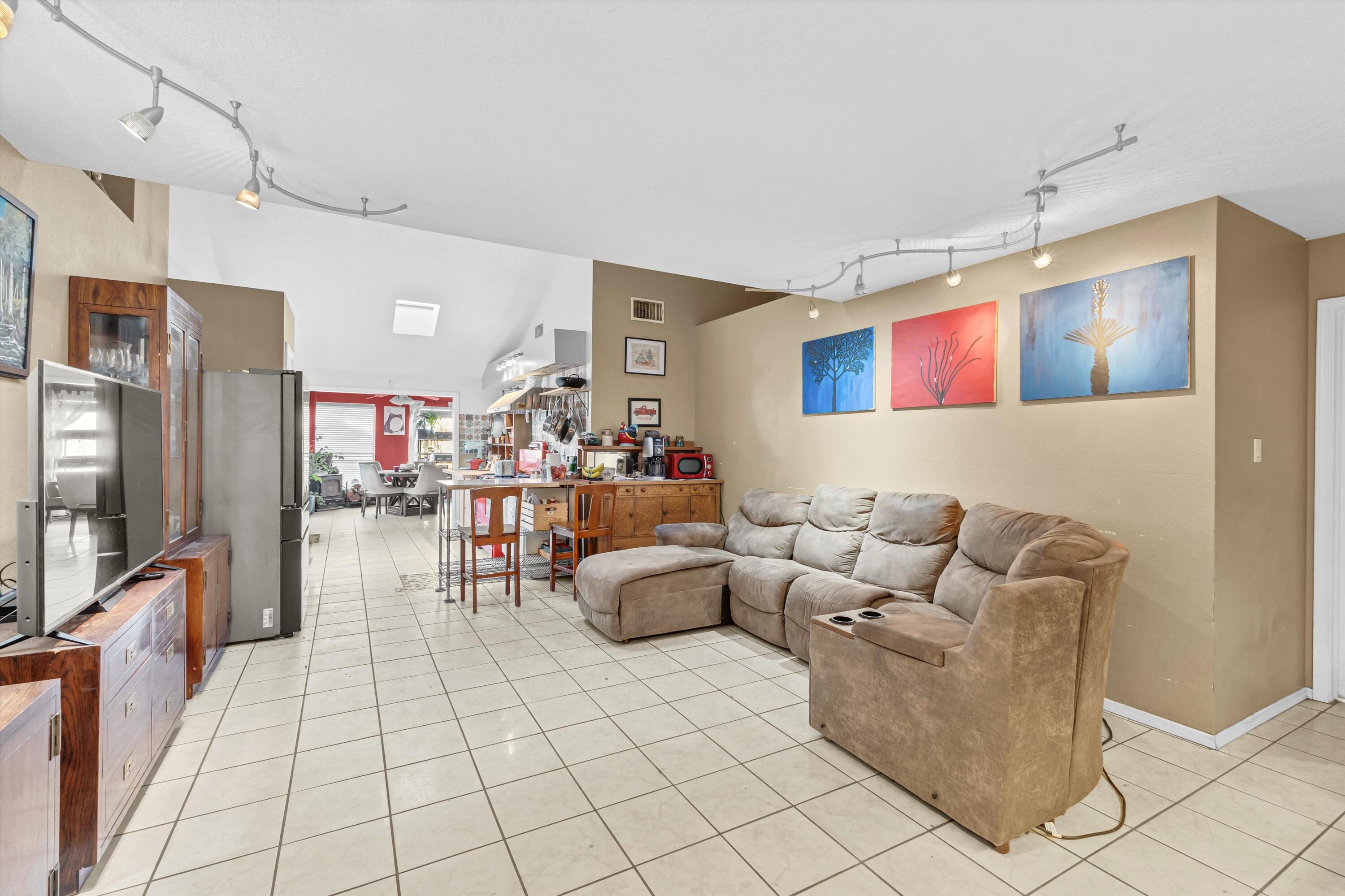 5008 Shadow Mountain Road