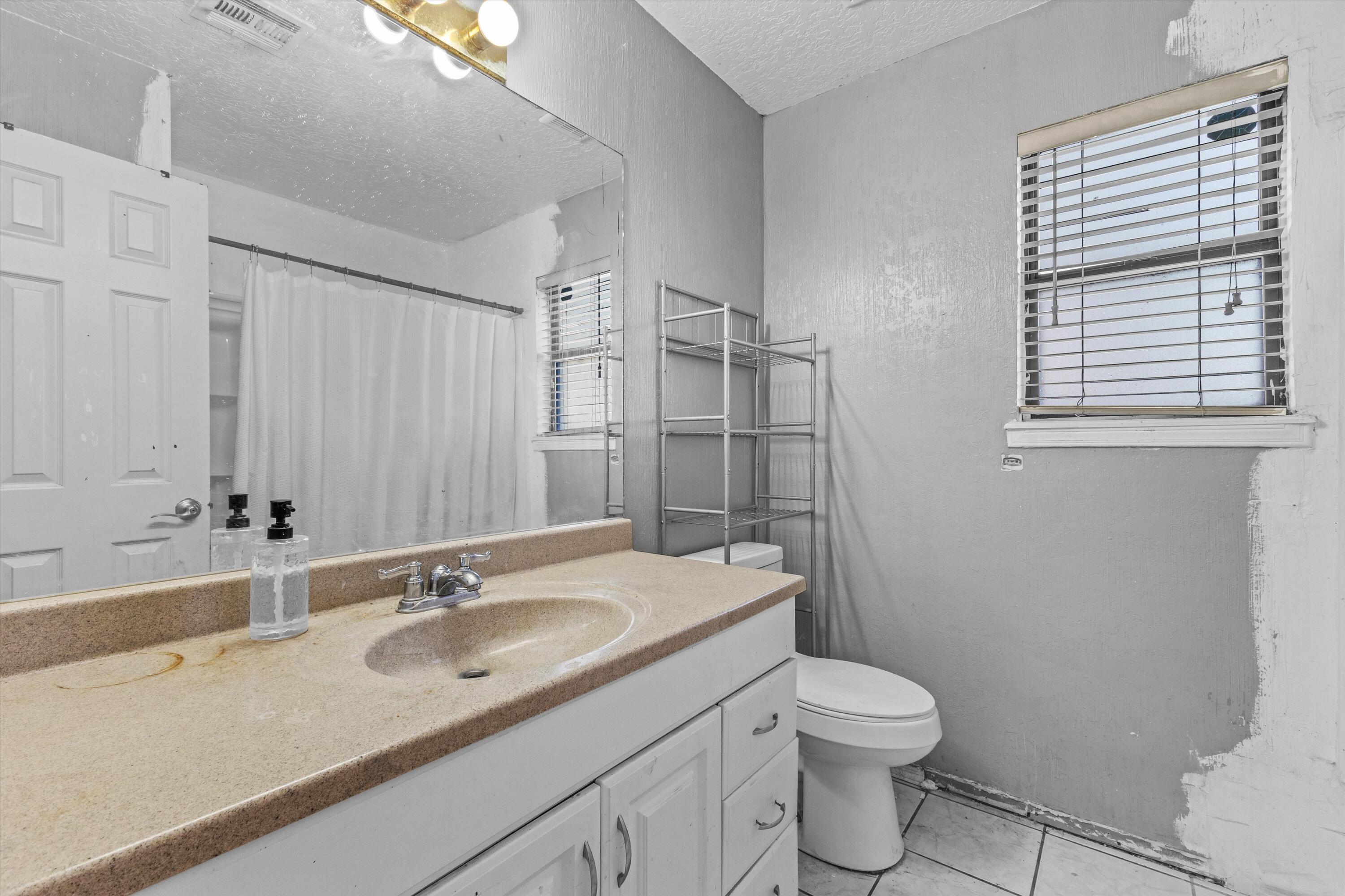 5008 Shadow Mountain Road