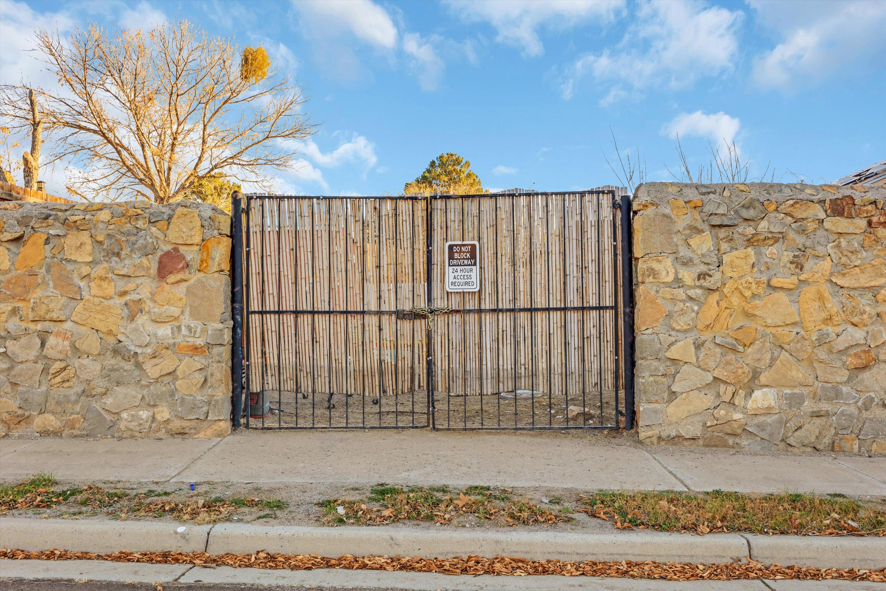 5008 Shadow Mountain Road