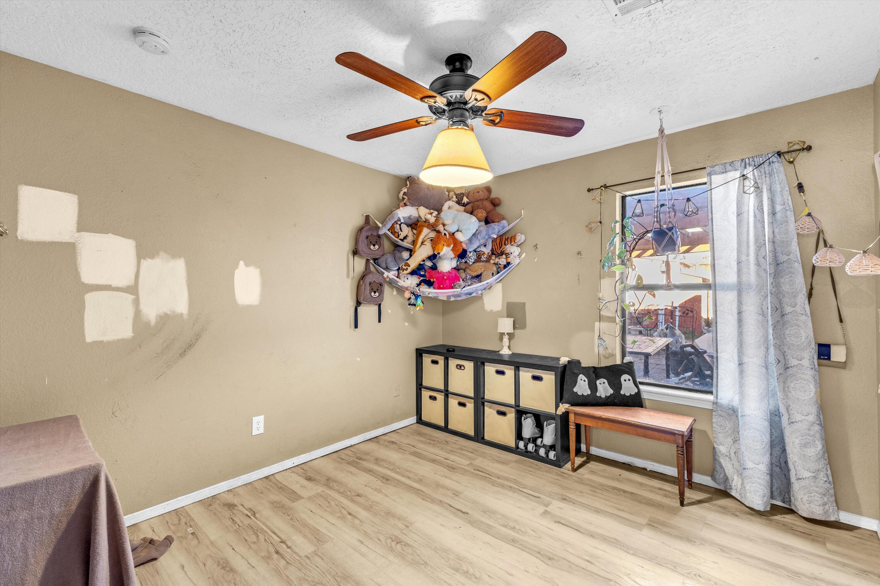 5008 Shadow Mountain Road