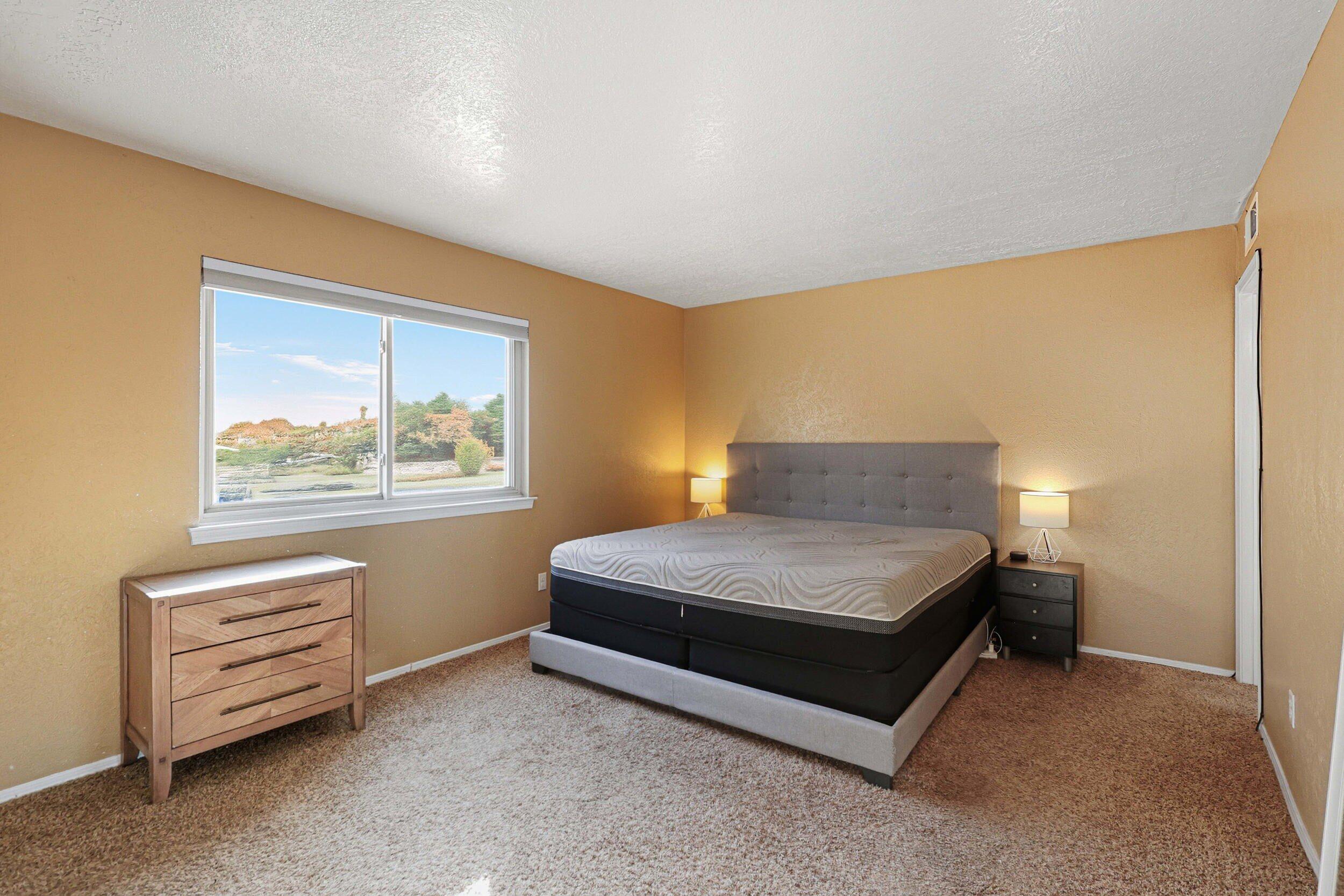 12712 Rover Avenue NE