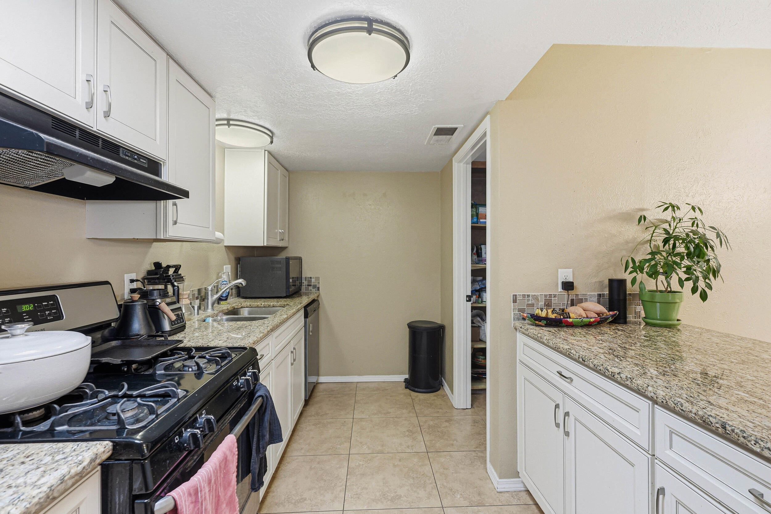 12712 Rover Avenue NE