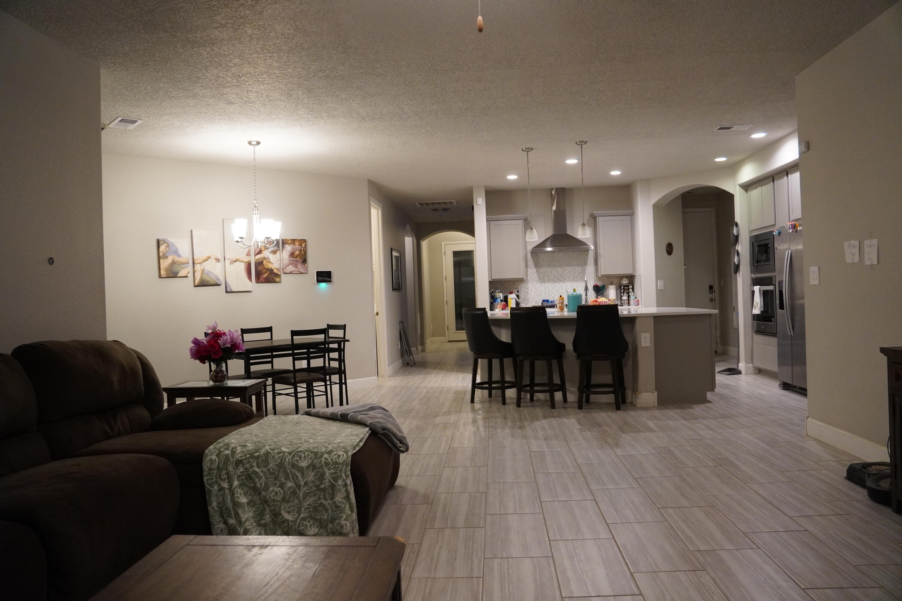 4412 Skyline Loop NE