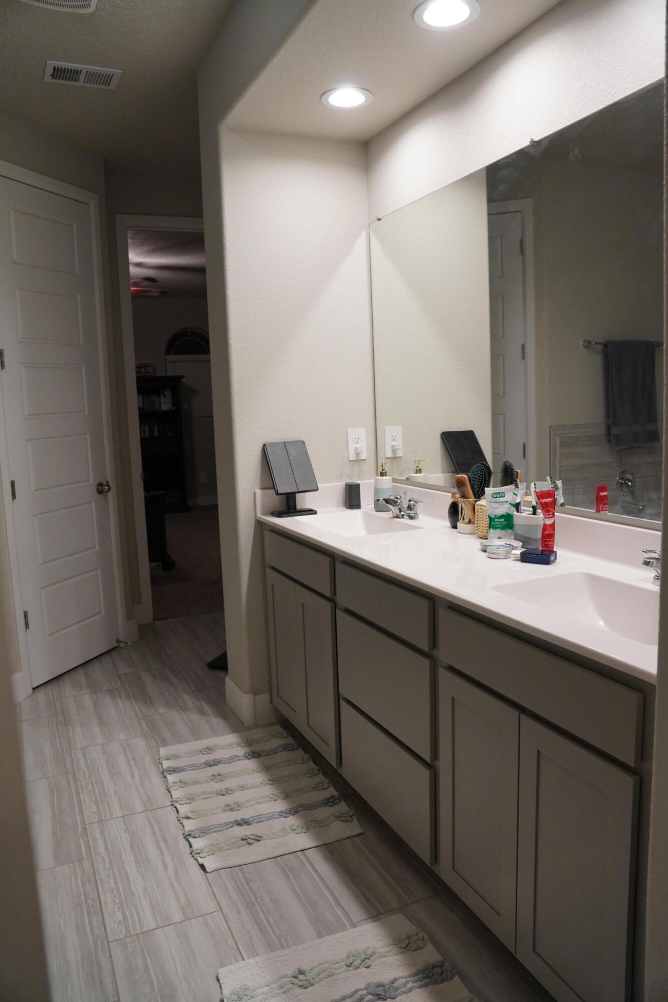 4412 Skyline Loop NE