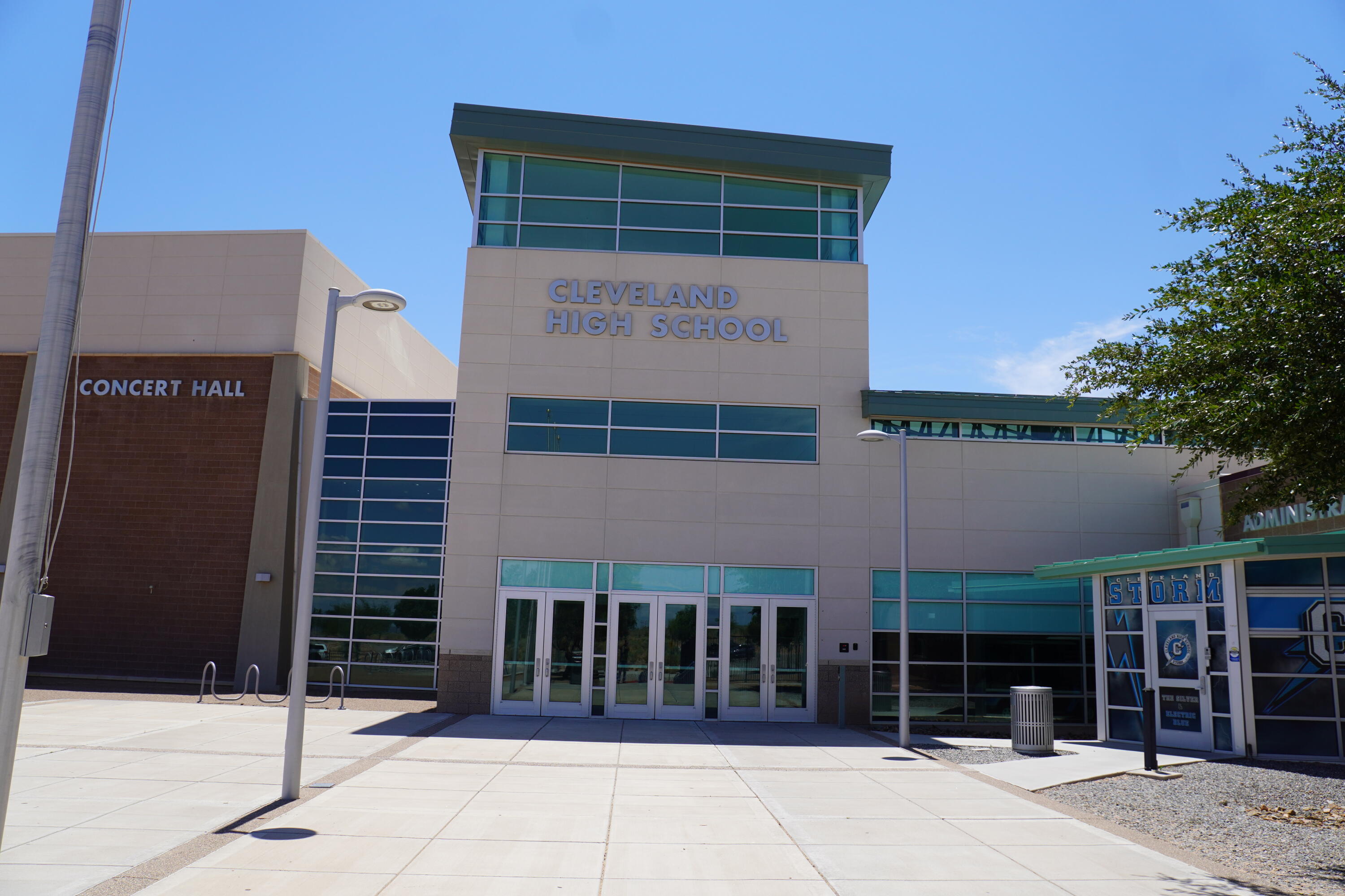 4412 Skyline Loop NE