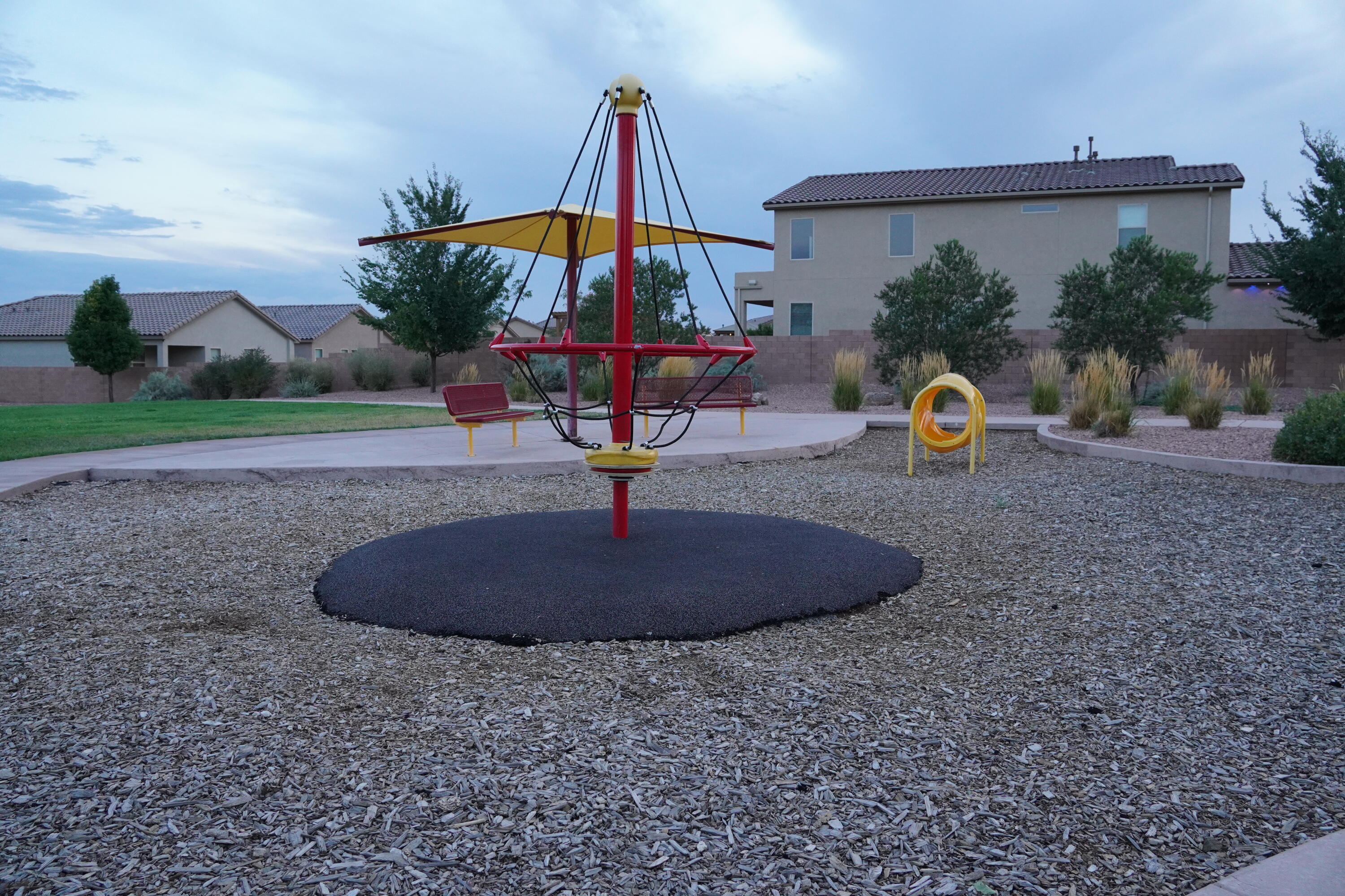 4412 Skyline Loop NE