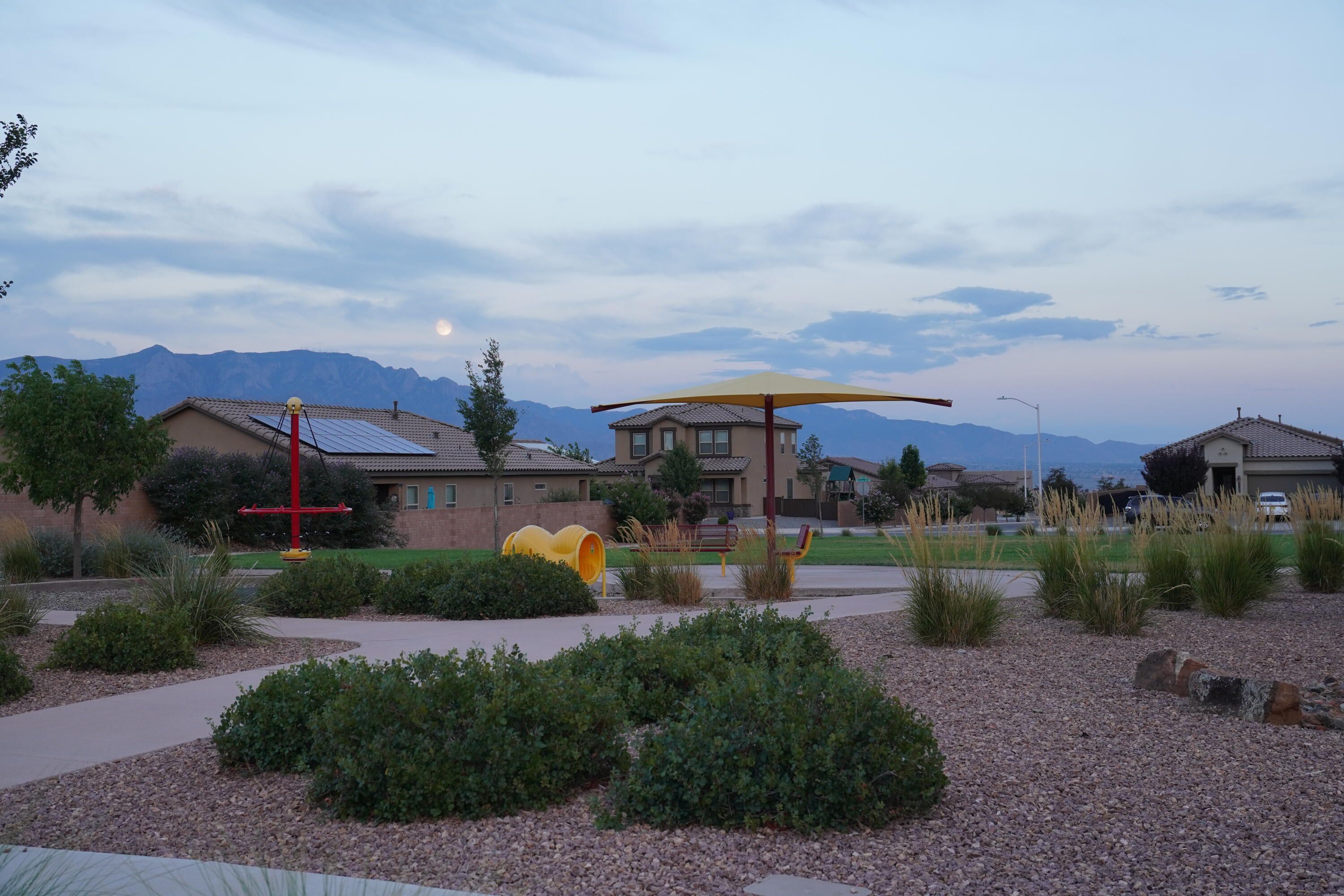 4412 Skyline Loop NE