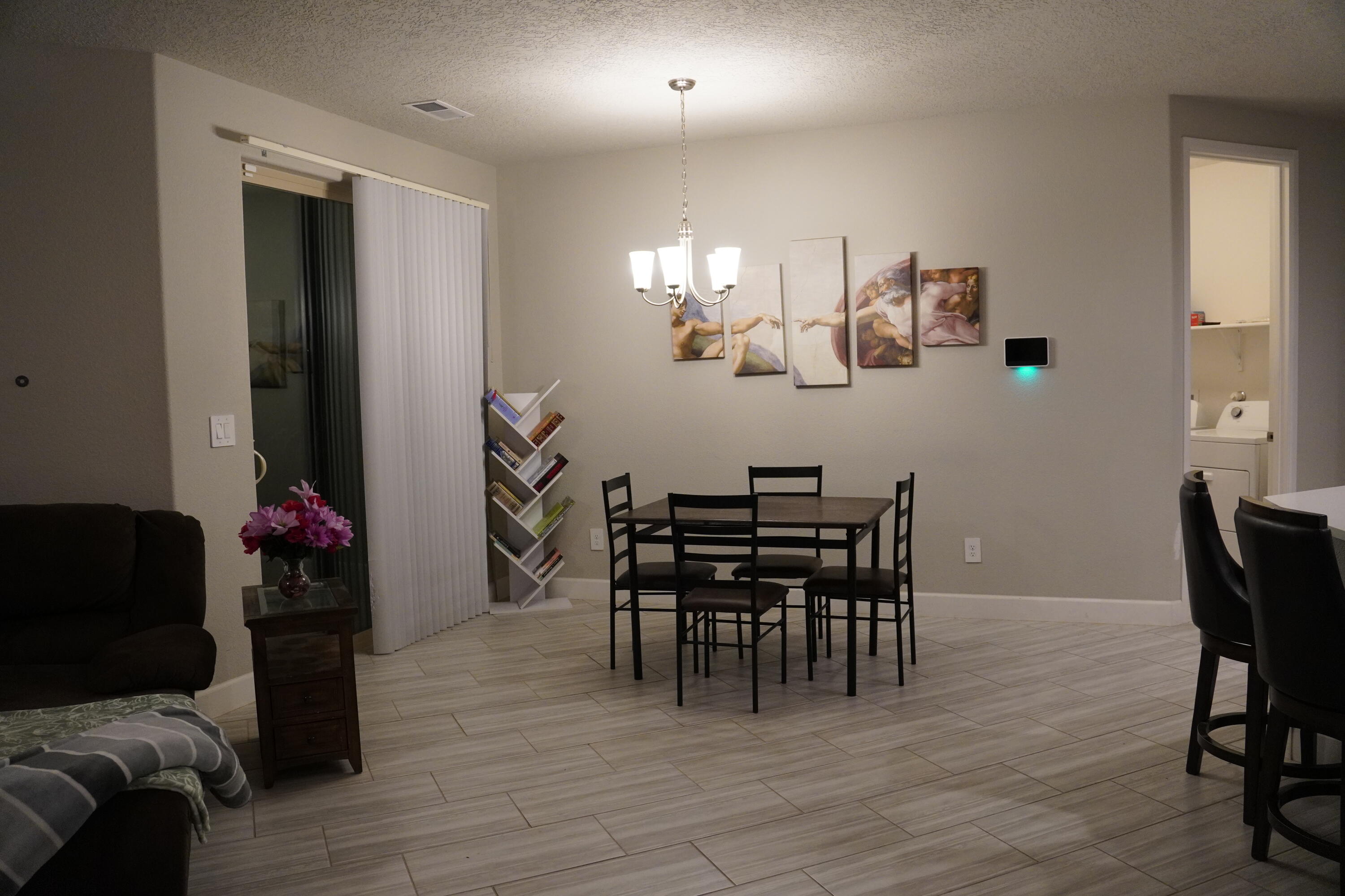 4412 Skyline Loop NE