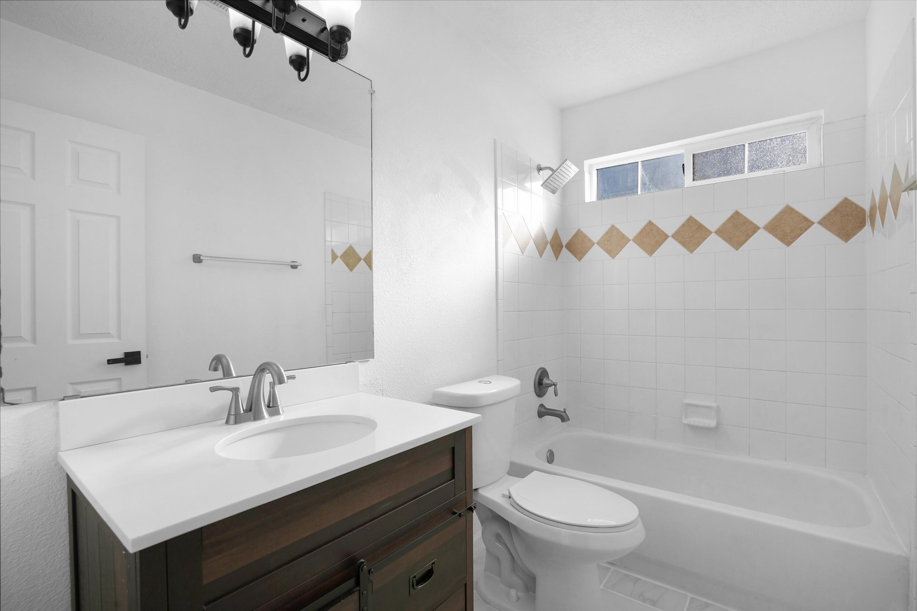 2228 Stallion Street SW