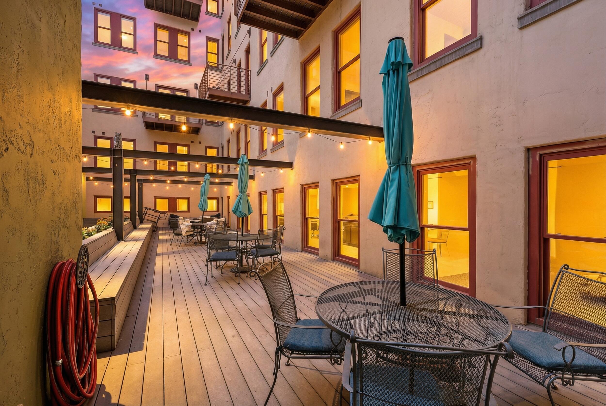 219 Central Avenue NW 306/406