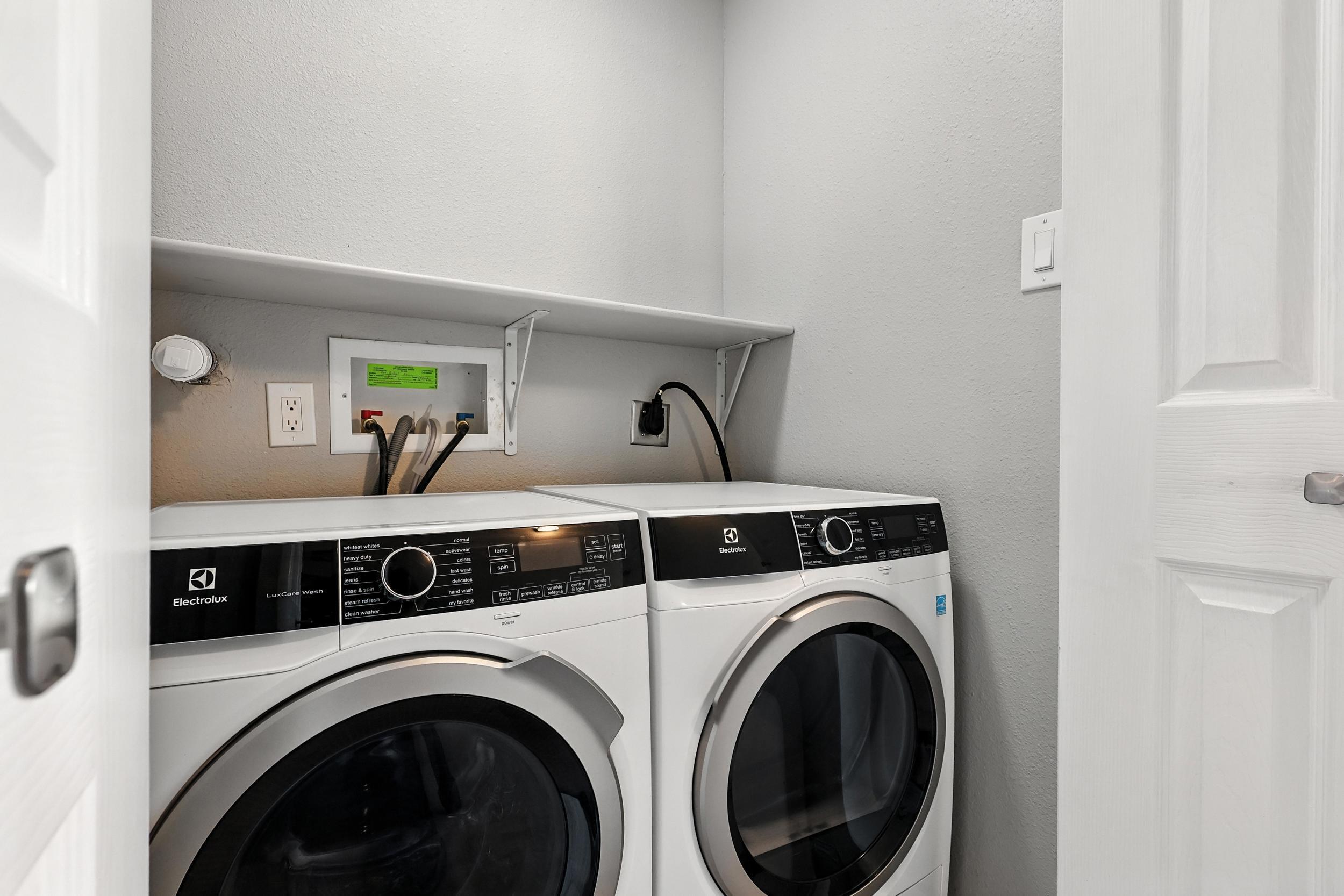 219 Central Avenue NW 306/406