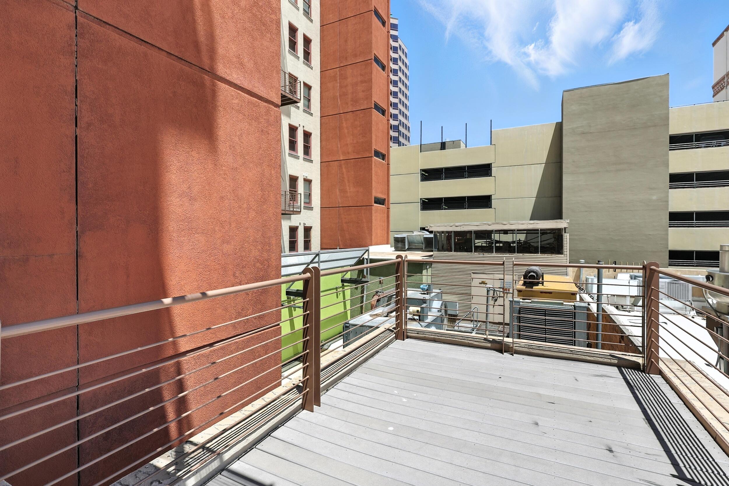 219 Central Avenue NW 306/406