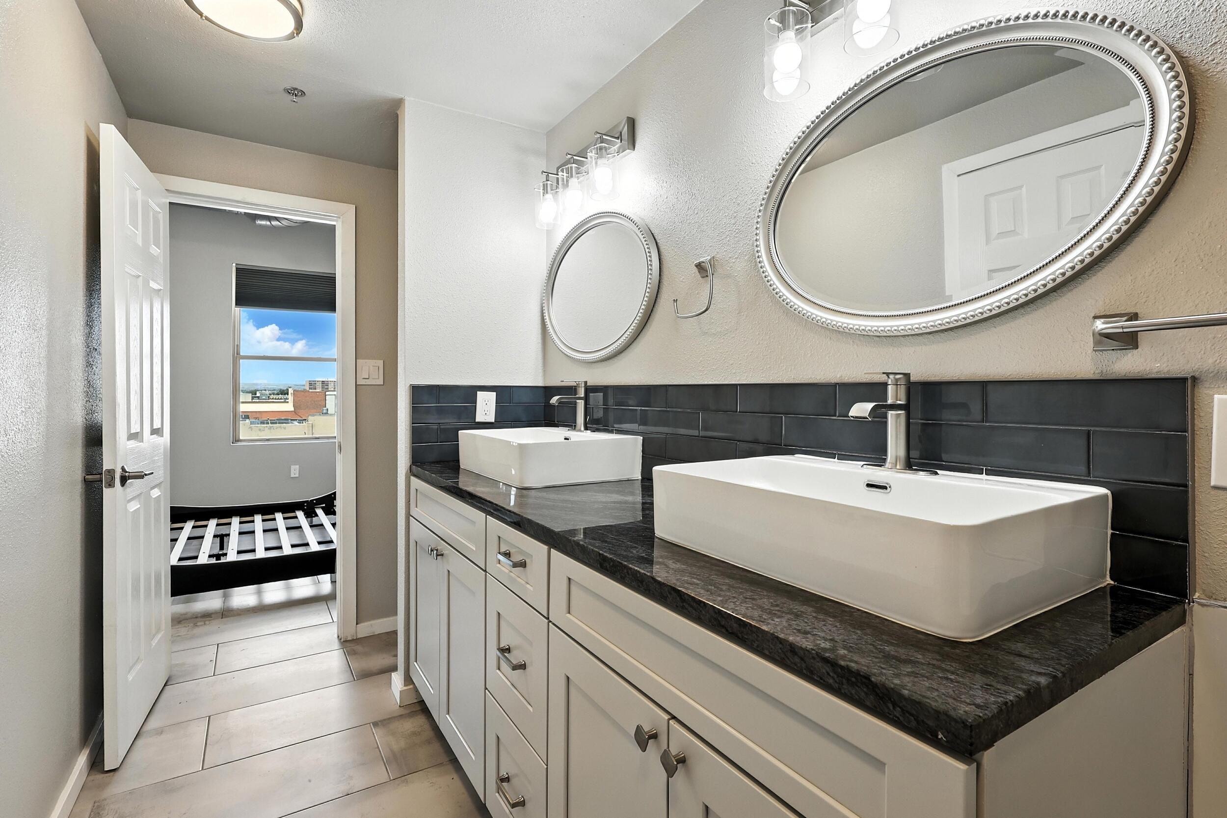 219 Central Avenue NW 306/406