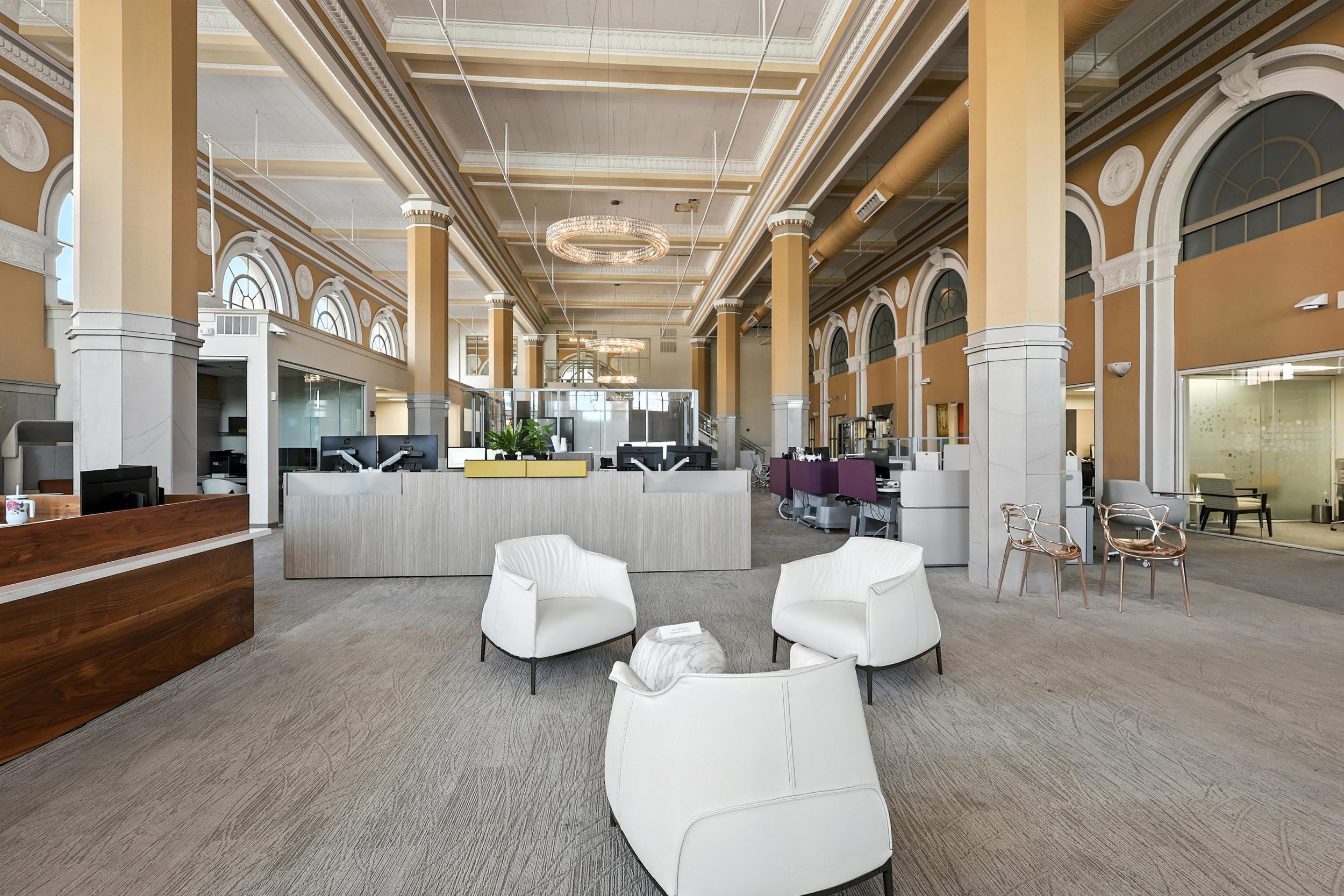 219 Central Avenue NW 306/406