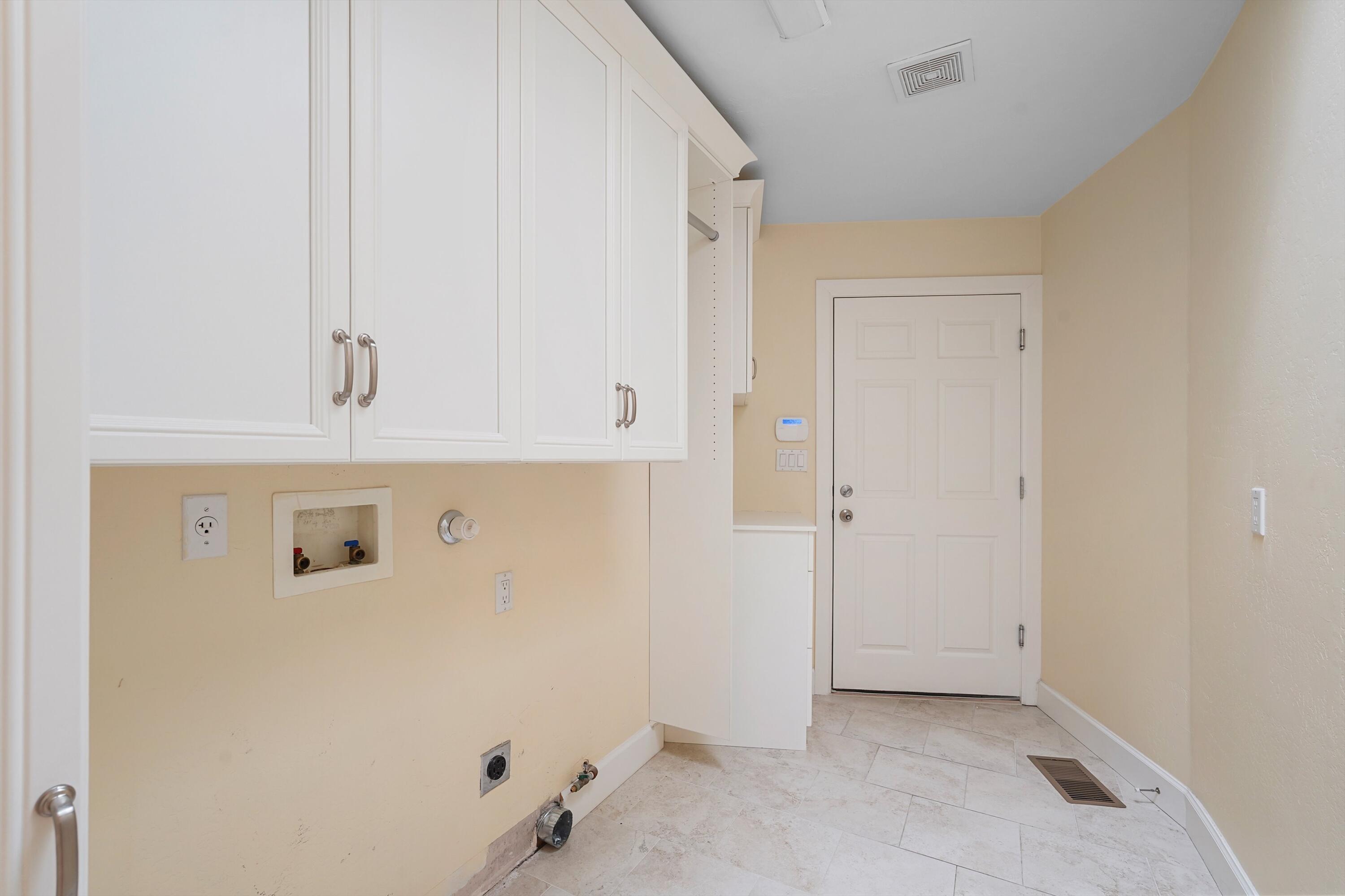 6515 Alpine Trail Street NE