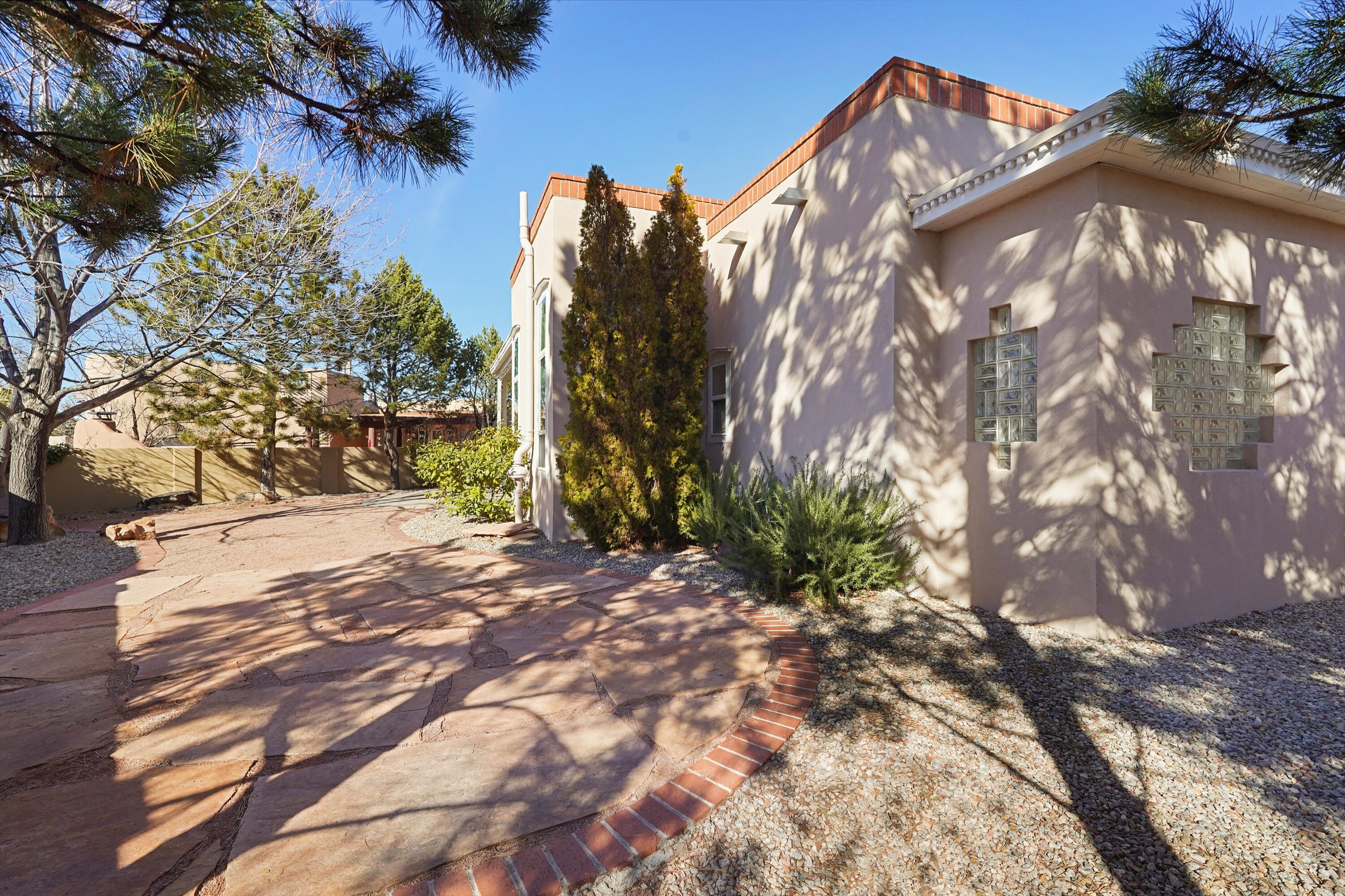 6515 Alpine Trail Street NE