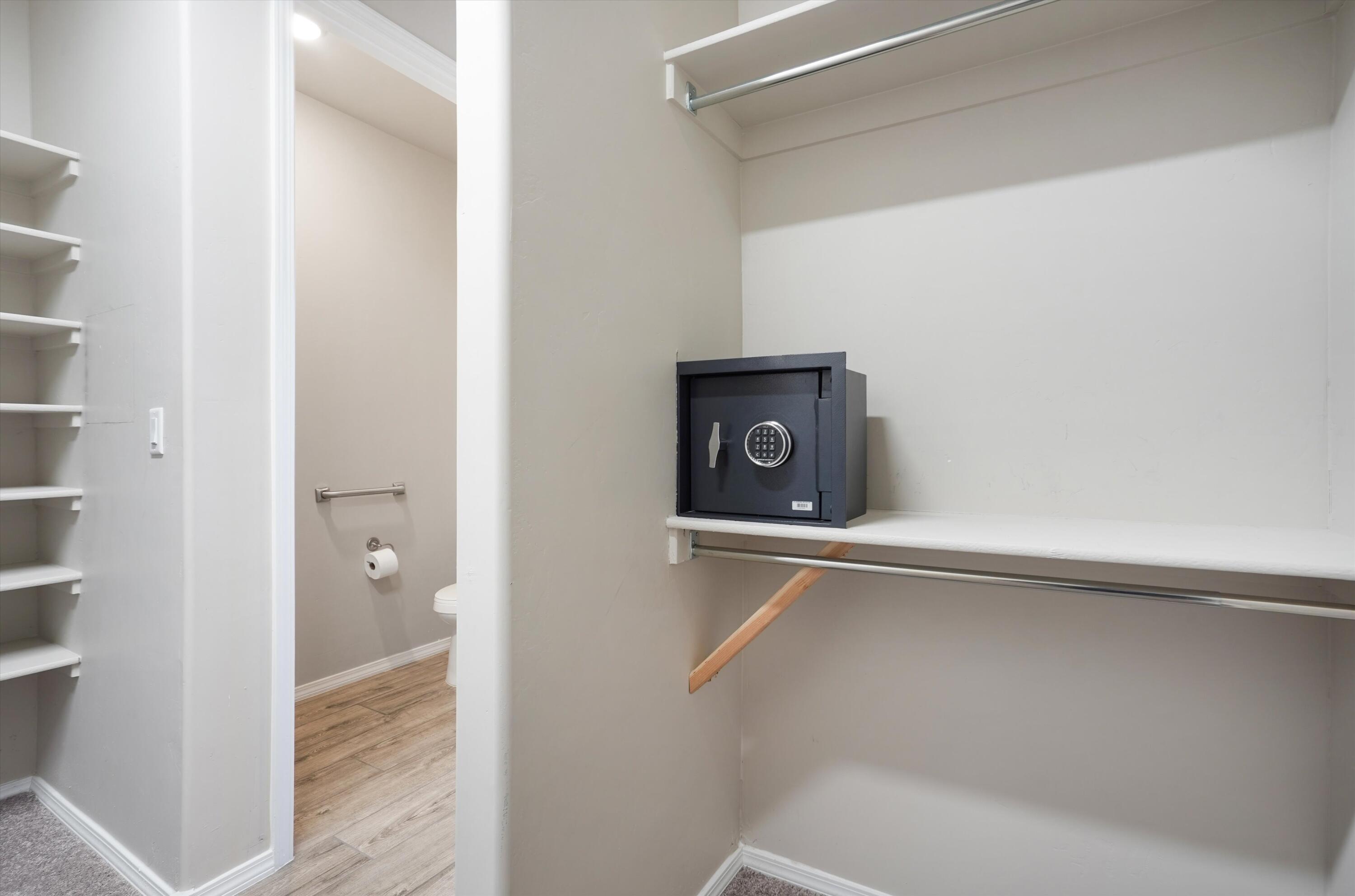 7512 Two Rock Road NW