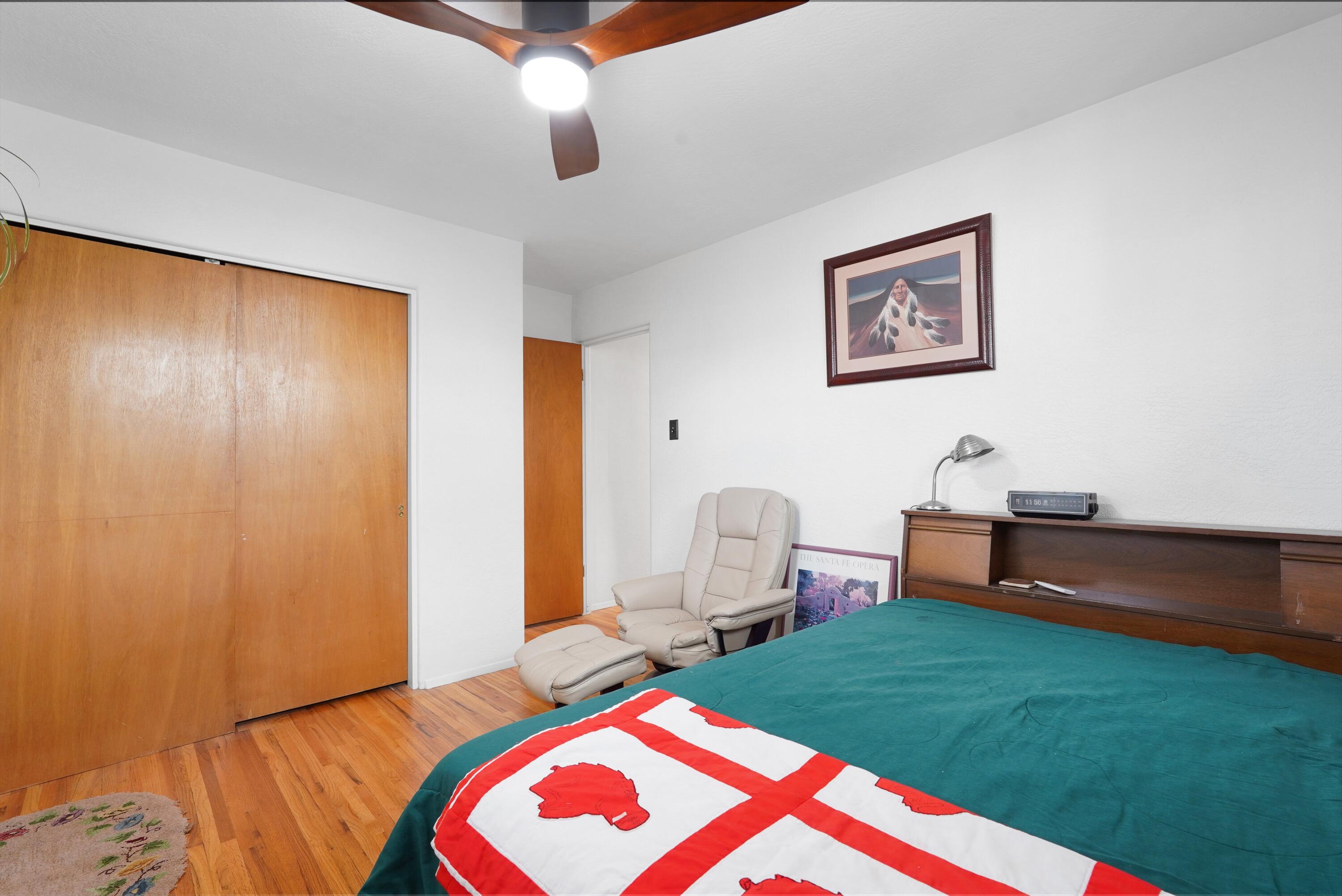 1113 Glorieta Street NE