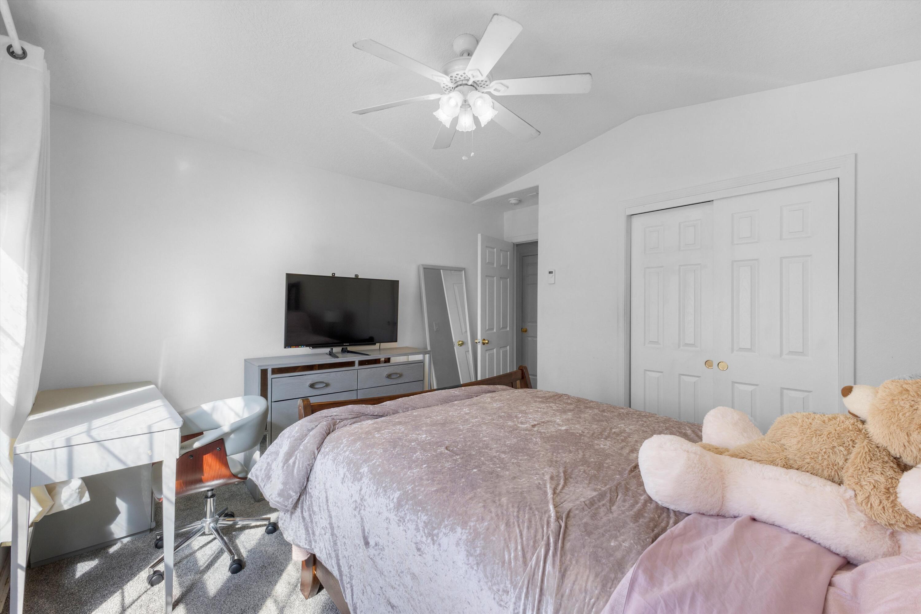 956 Galeras Street NW