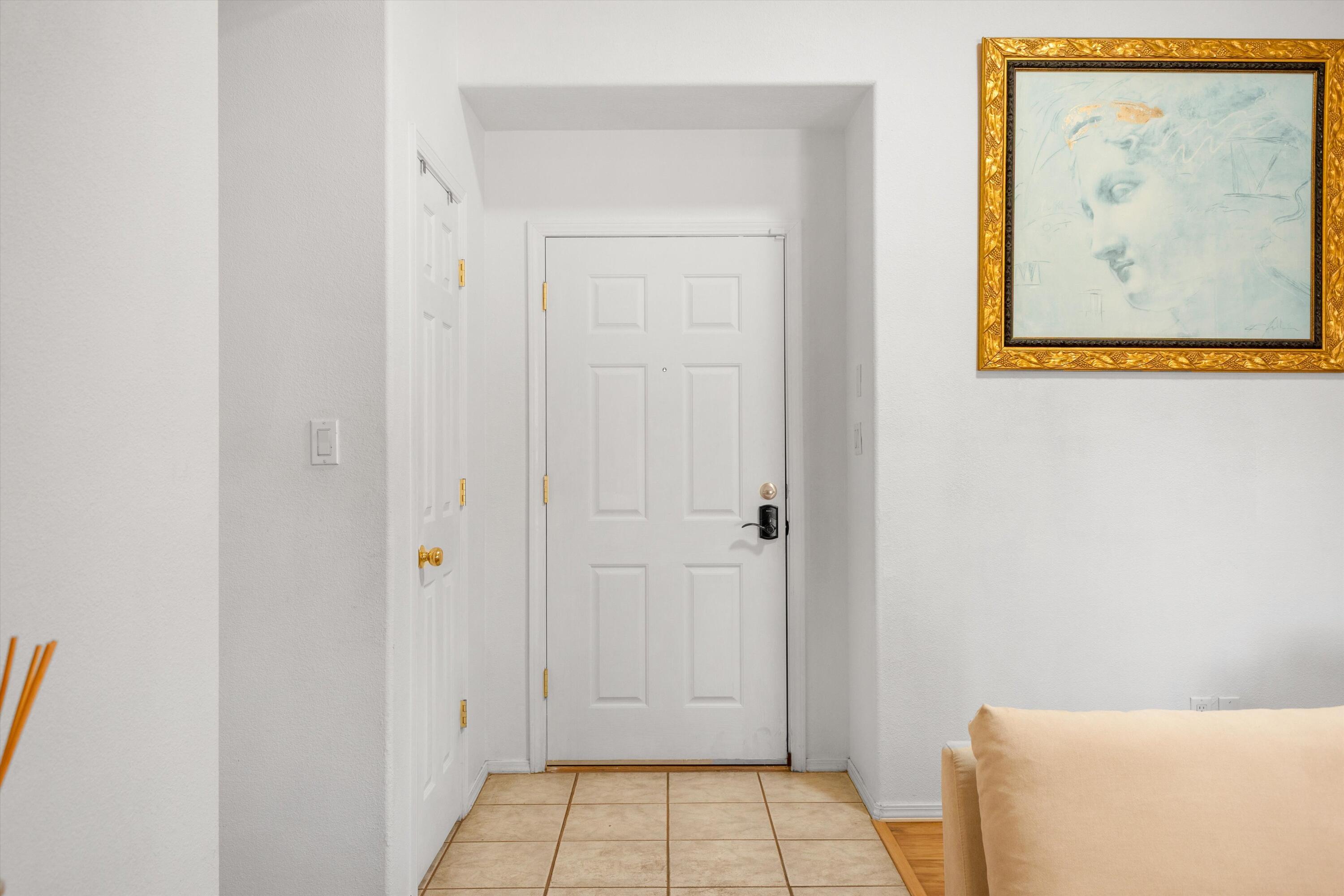 956 Galeras Street NW