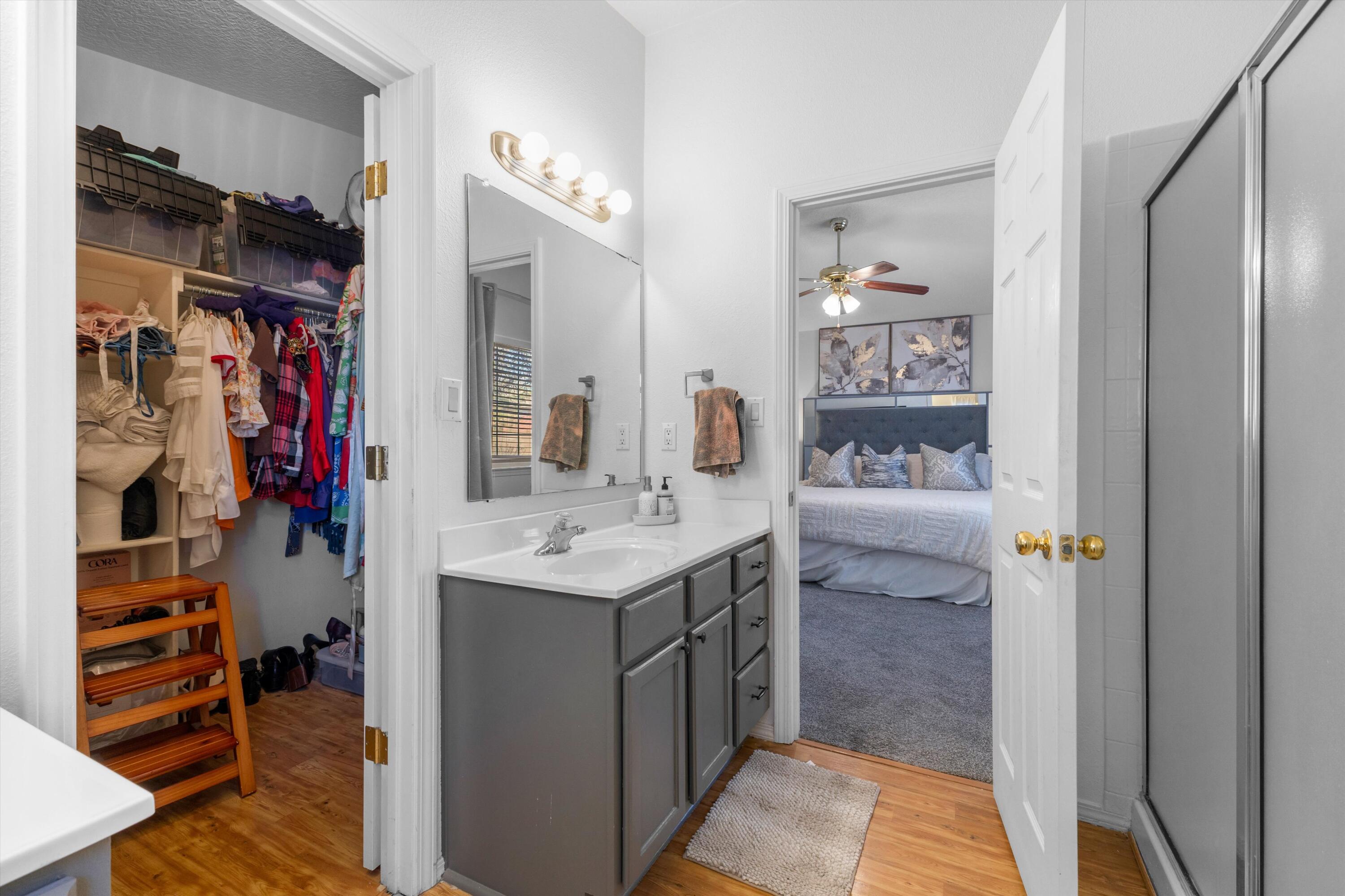 956 Galeras Street NW