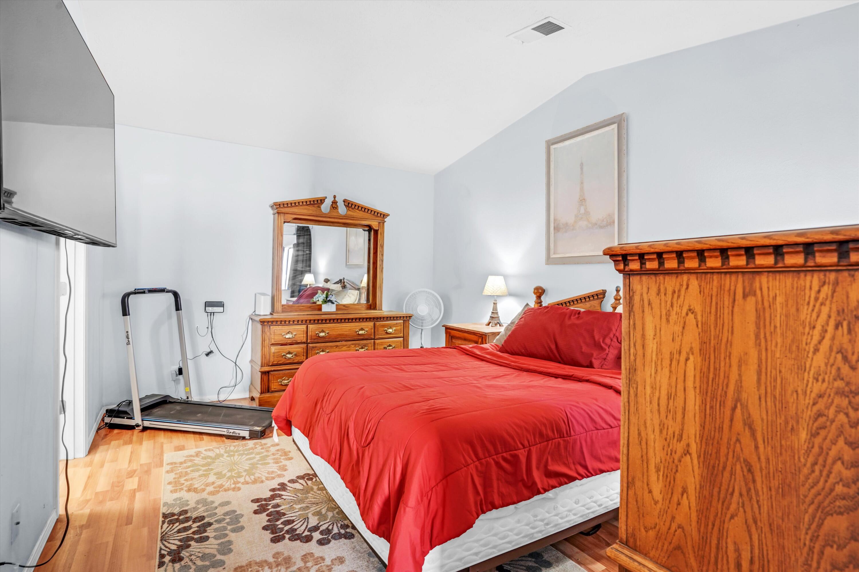 1020 Harrison Drive NE