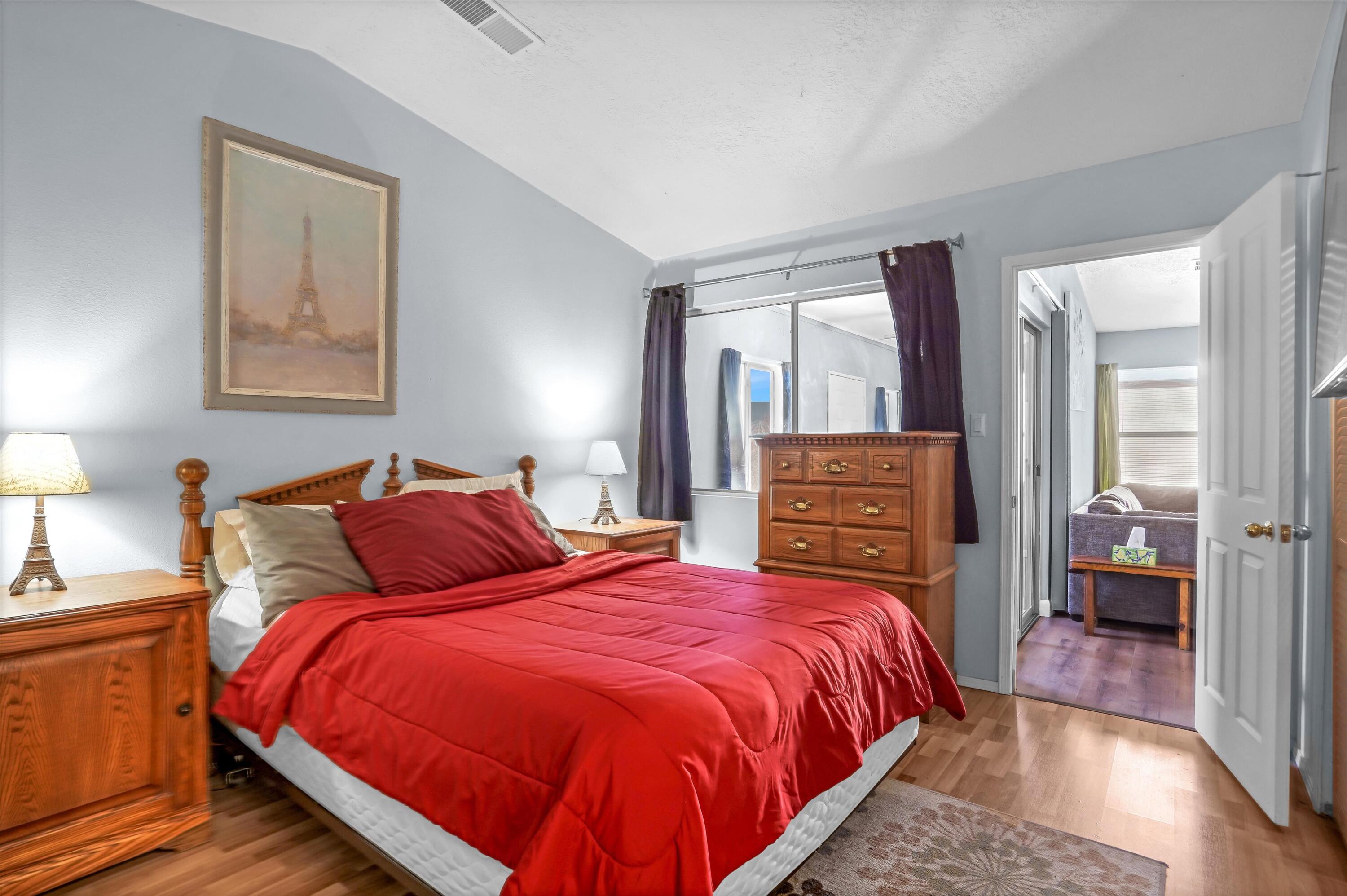 1020 Harrison Drive NE