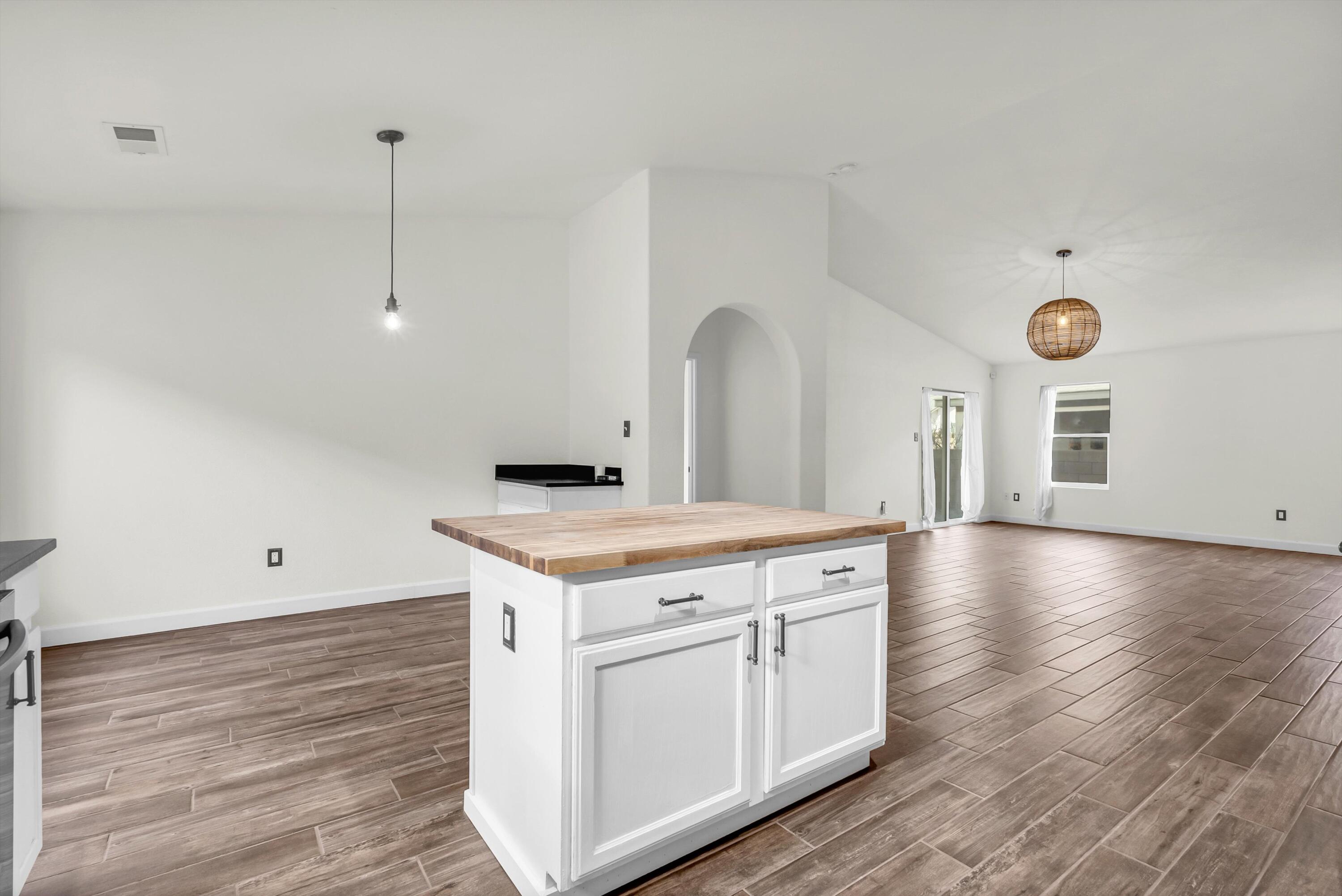 537 Soothing Meadows Drive NE