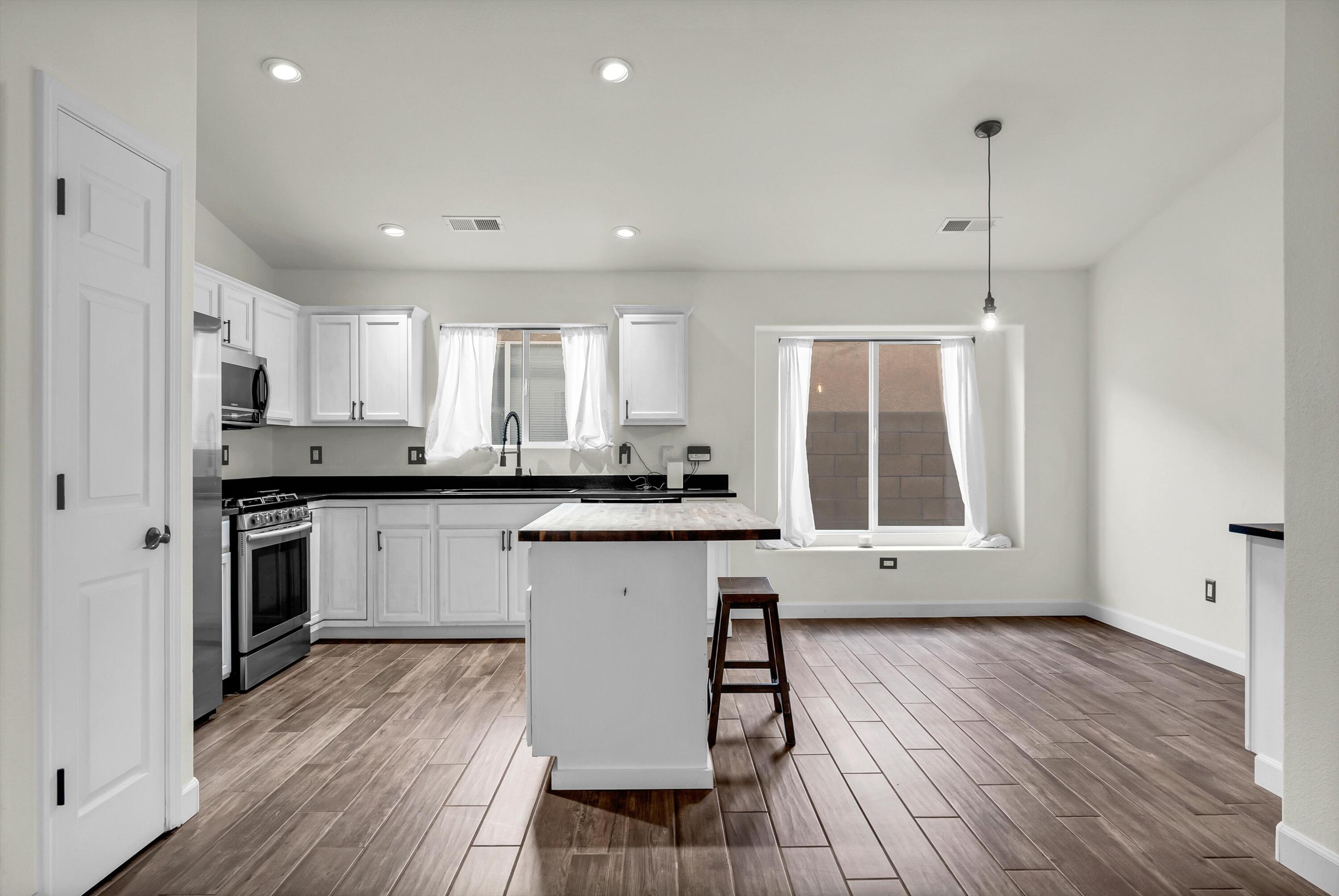 537 Soothing Meadows Drive NE