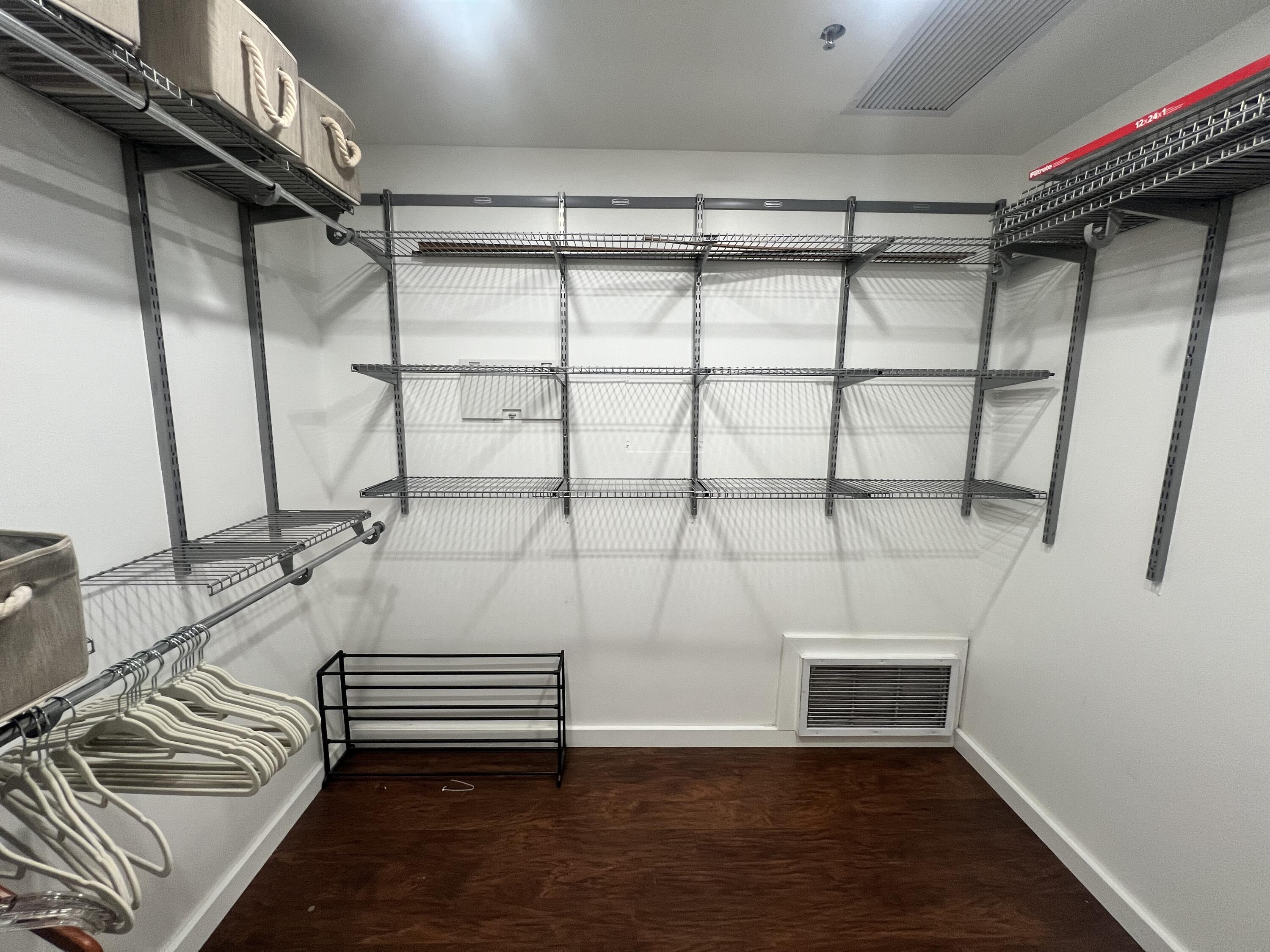 100 Gold Avenue SW APT 303