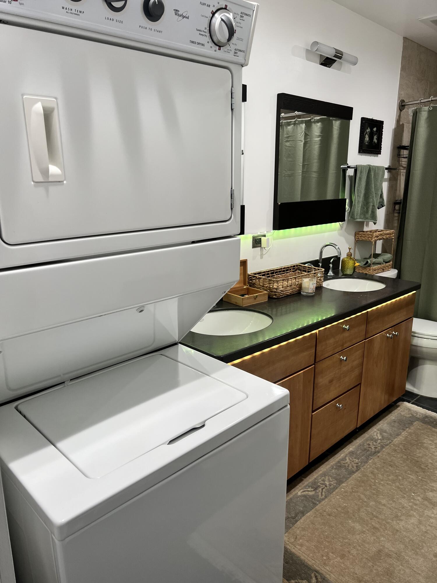 100 Gold Avenue SW APT 303