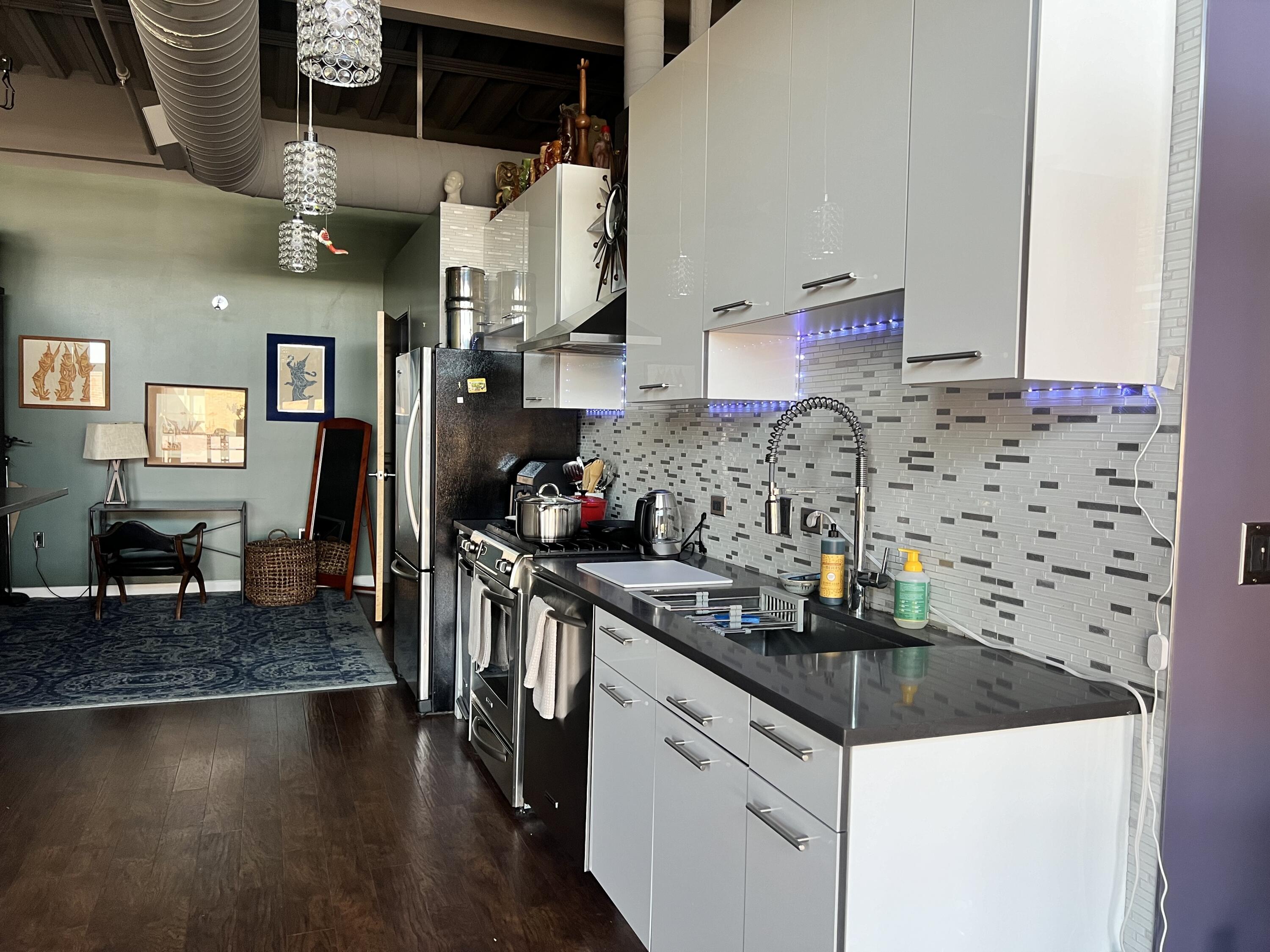 100 Gold Avenue SW APT 303