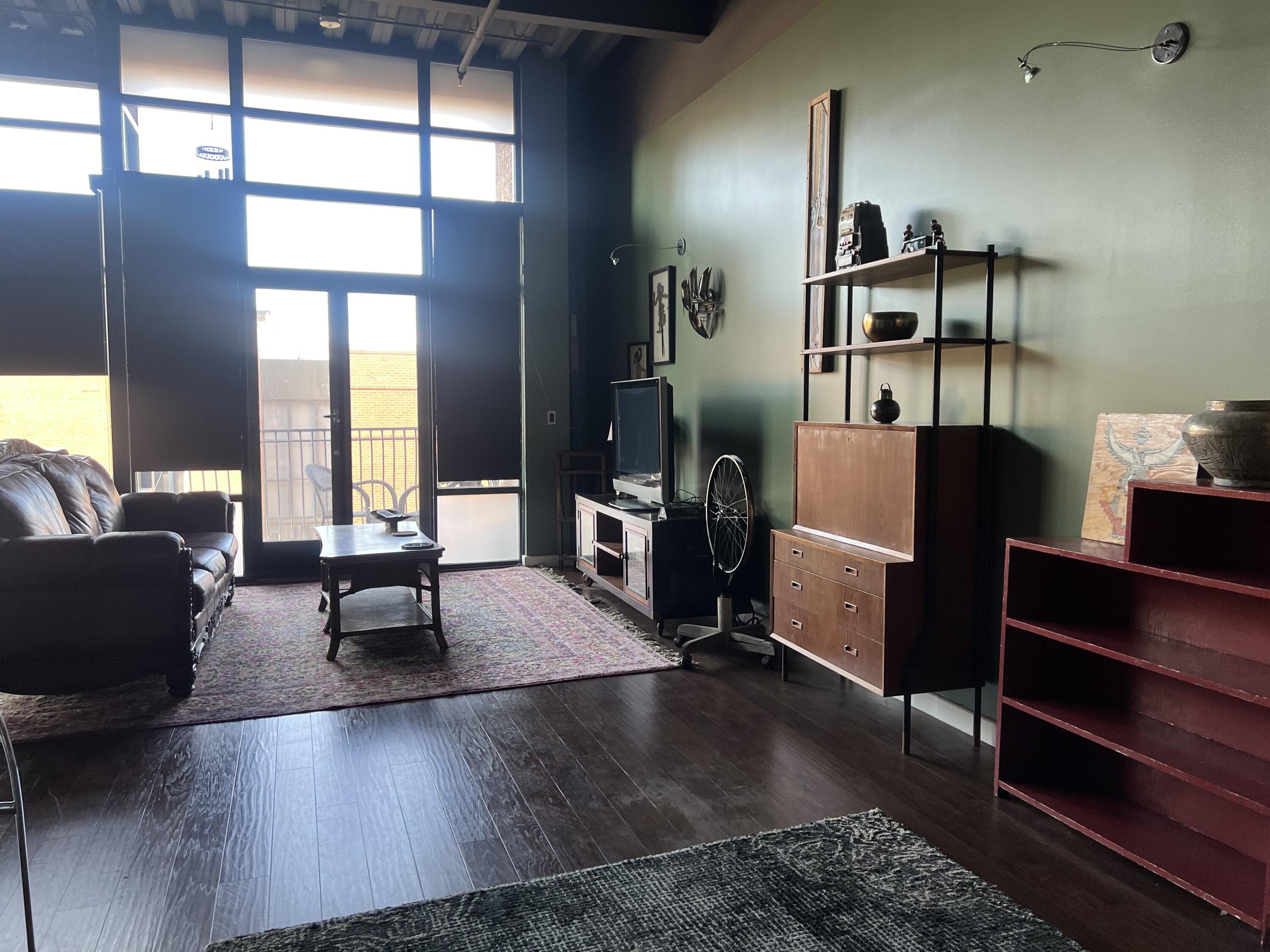 100 Gold Avenue SW APT 303