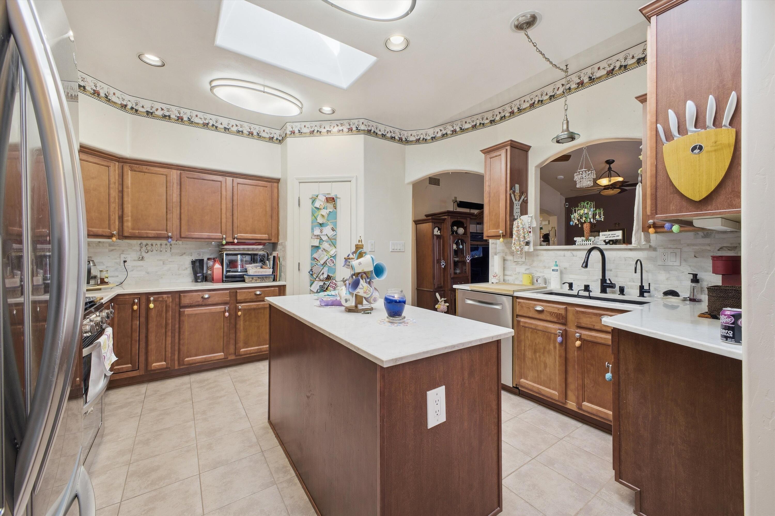 2711 Crimson Clover Street SW