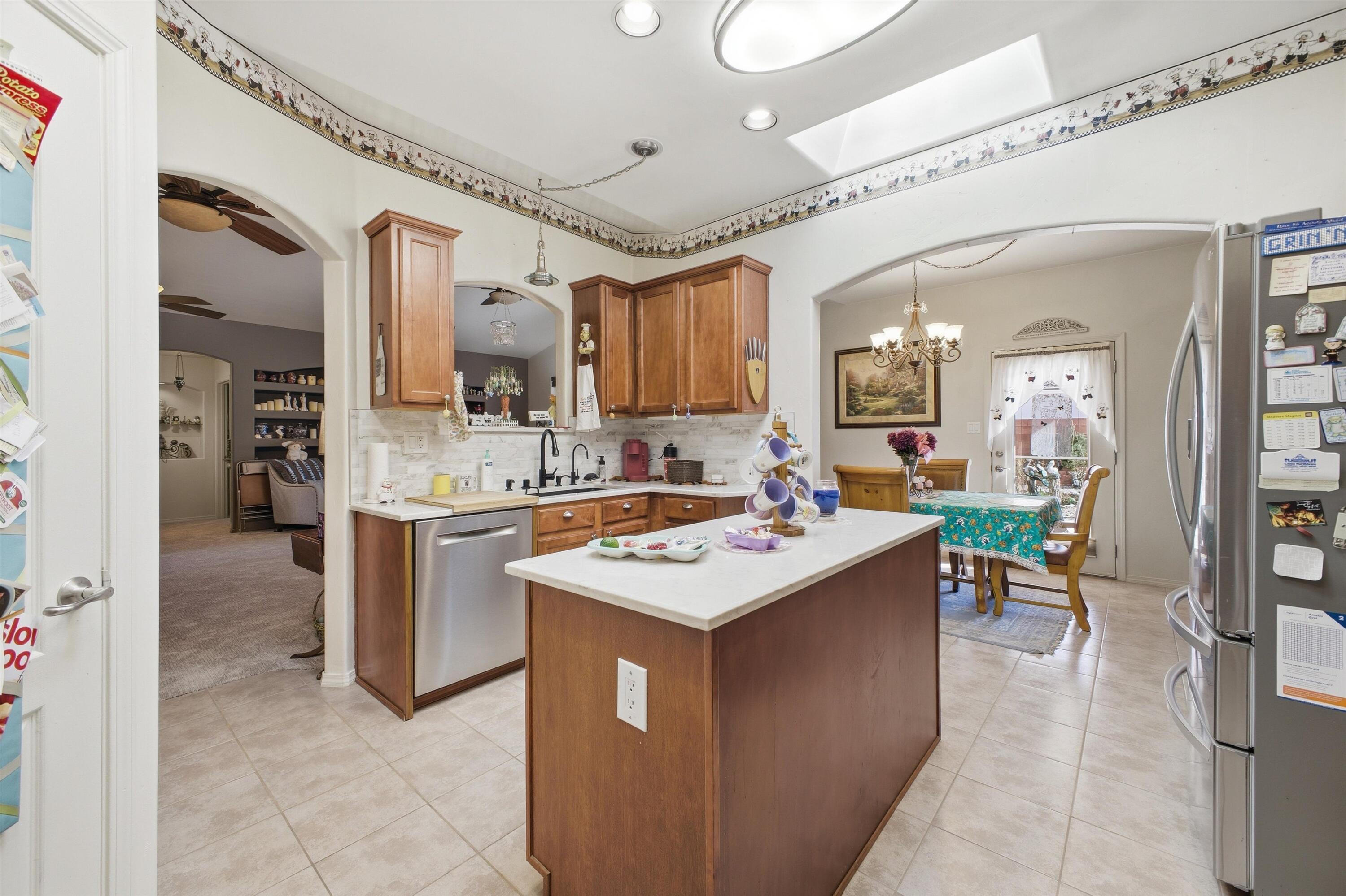 2711 Crimson Clover Street SW