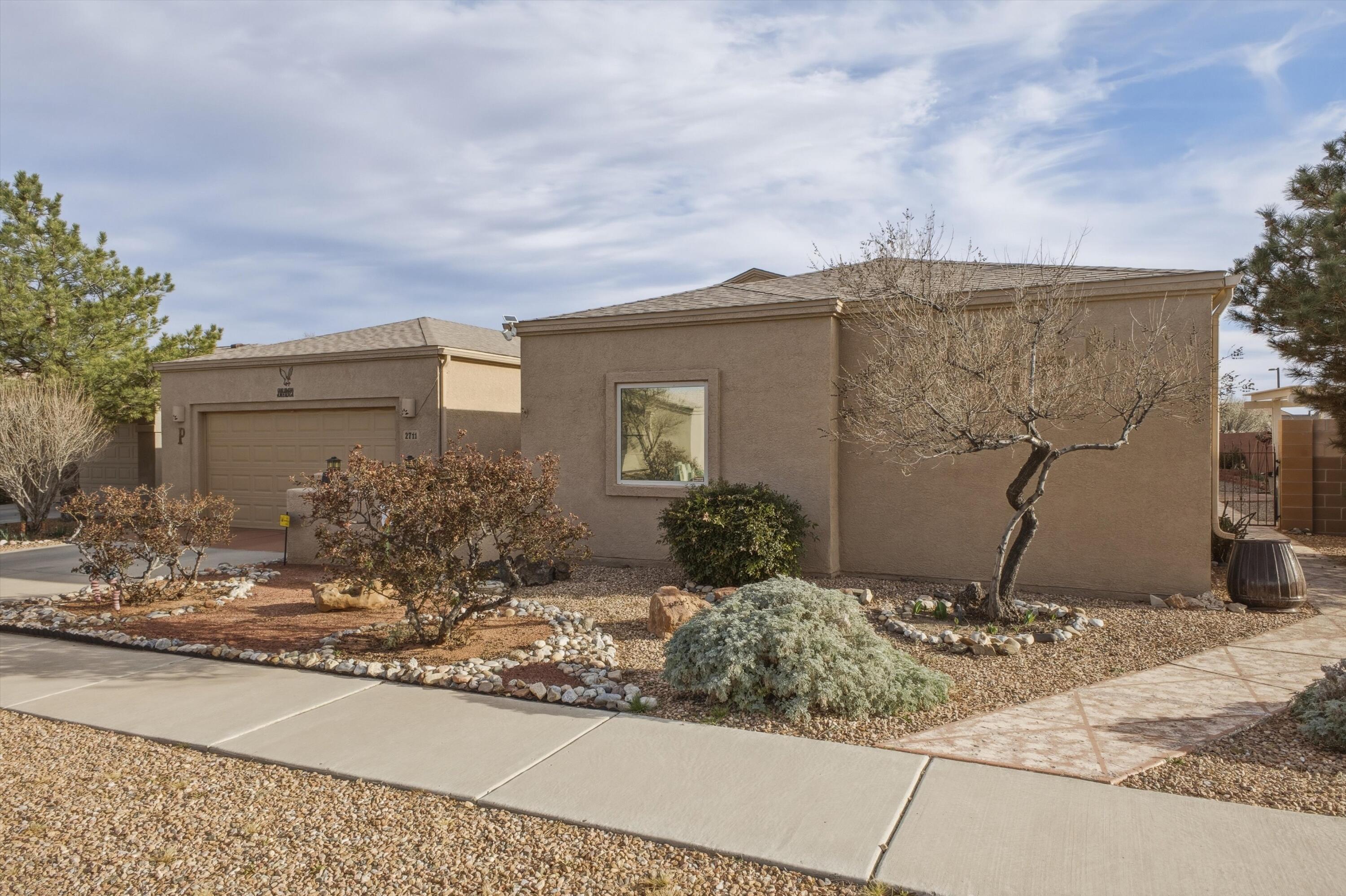 2711 Crimson Clover Street SW