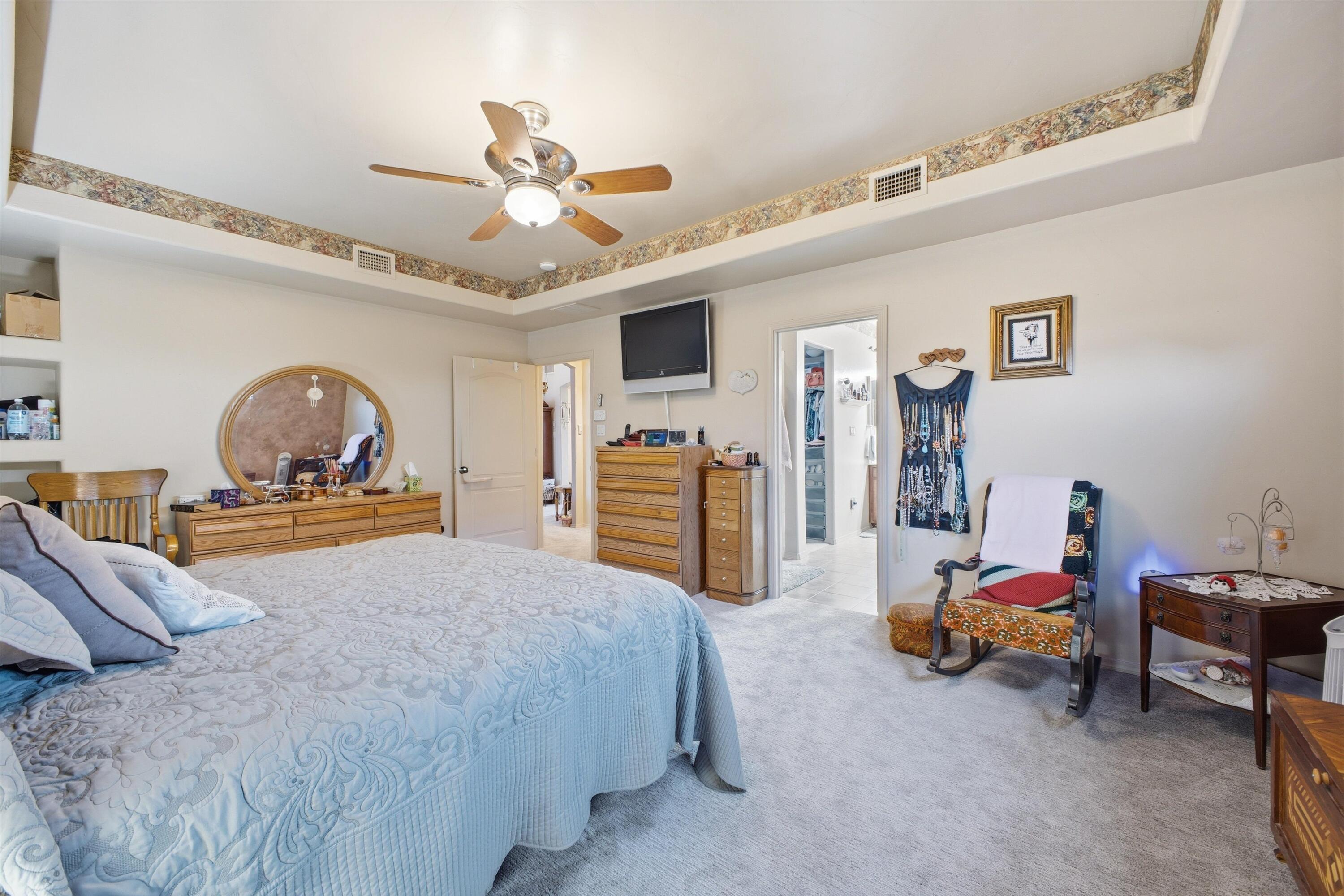 2711 Crimson Clover Street SW