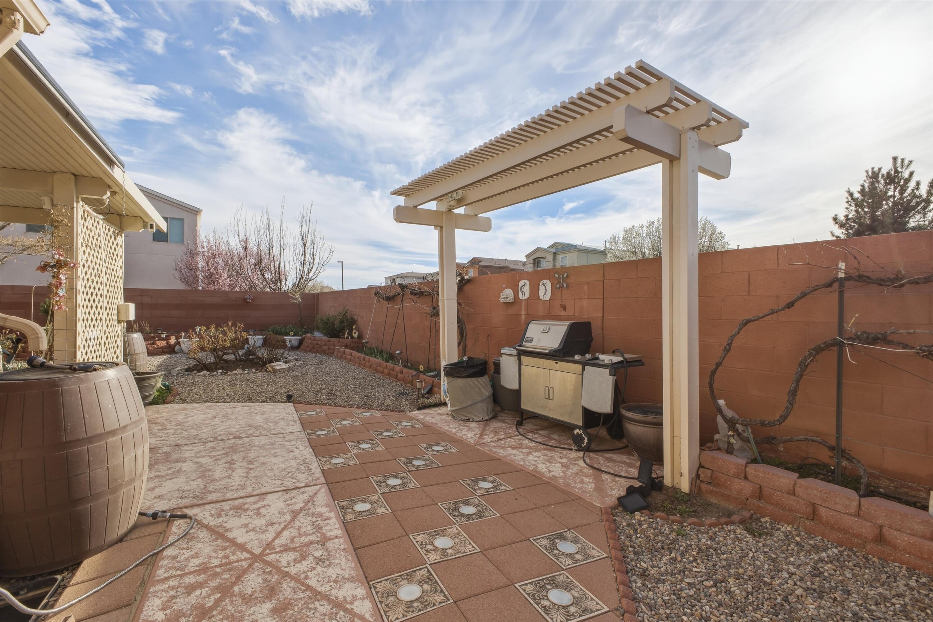 2711 Crimson Clover Street SW