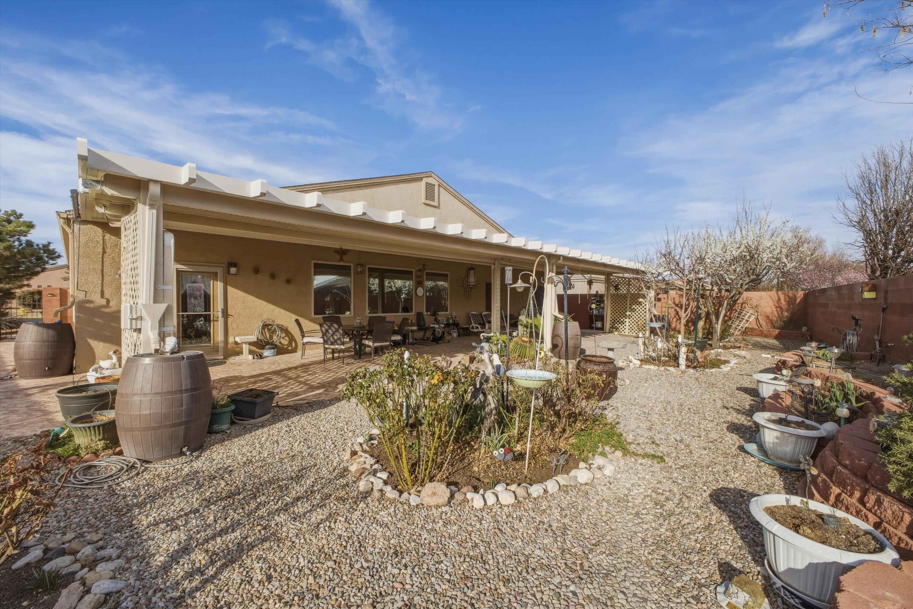 2711 Crimson Clover Street SW