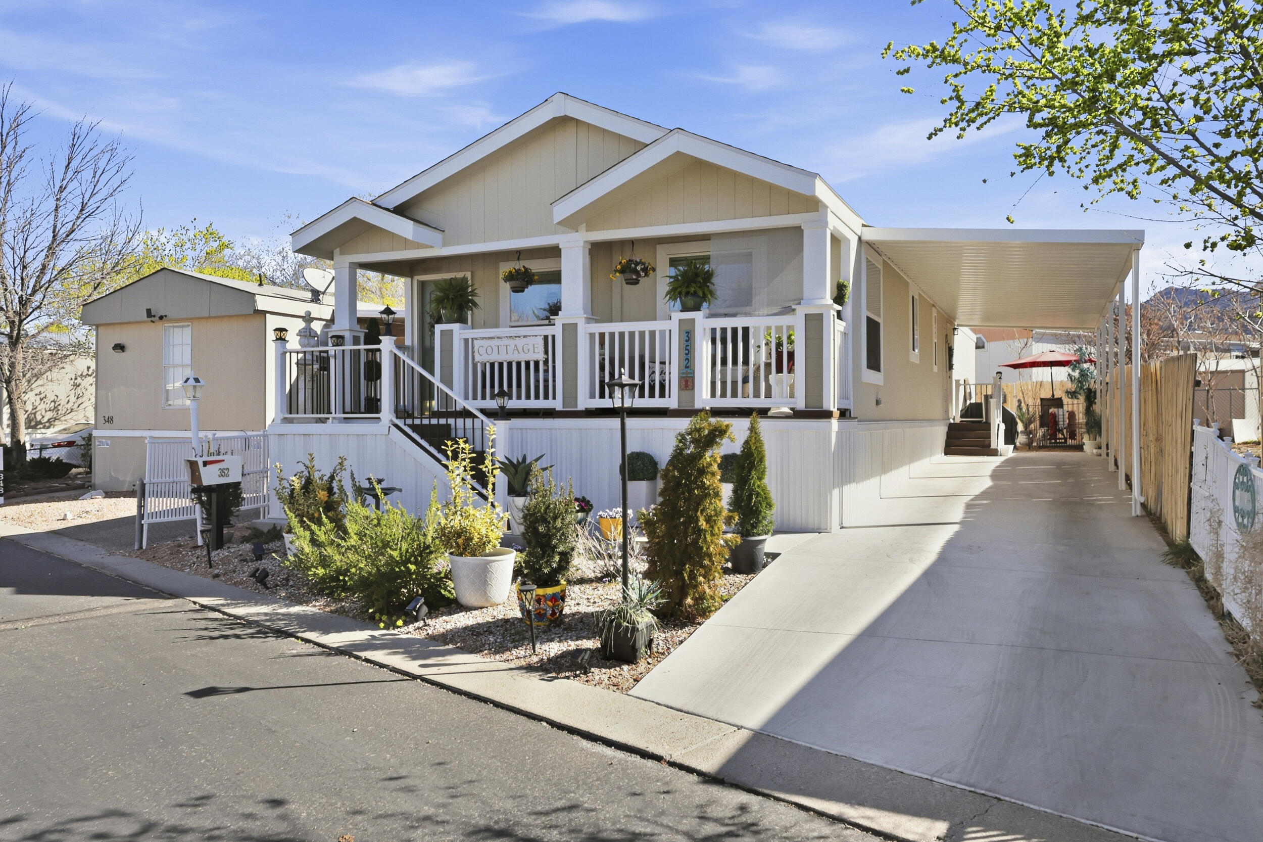 352 Buffalo Circle SE