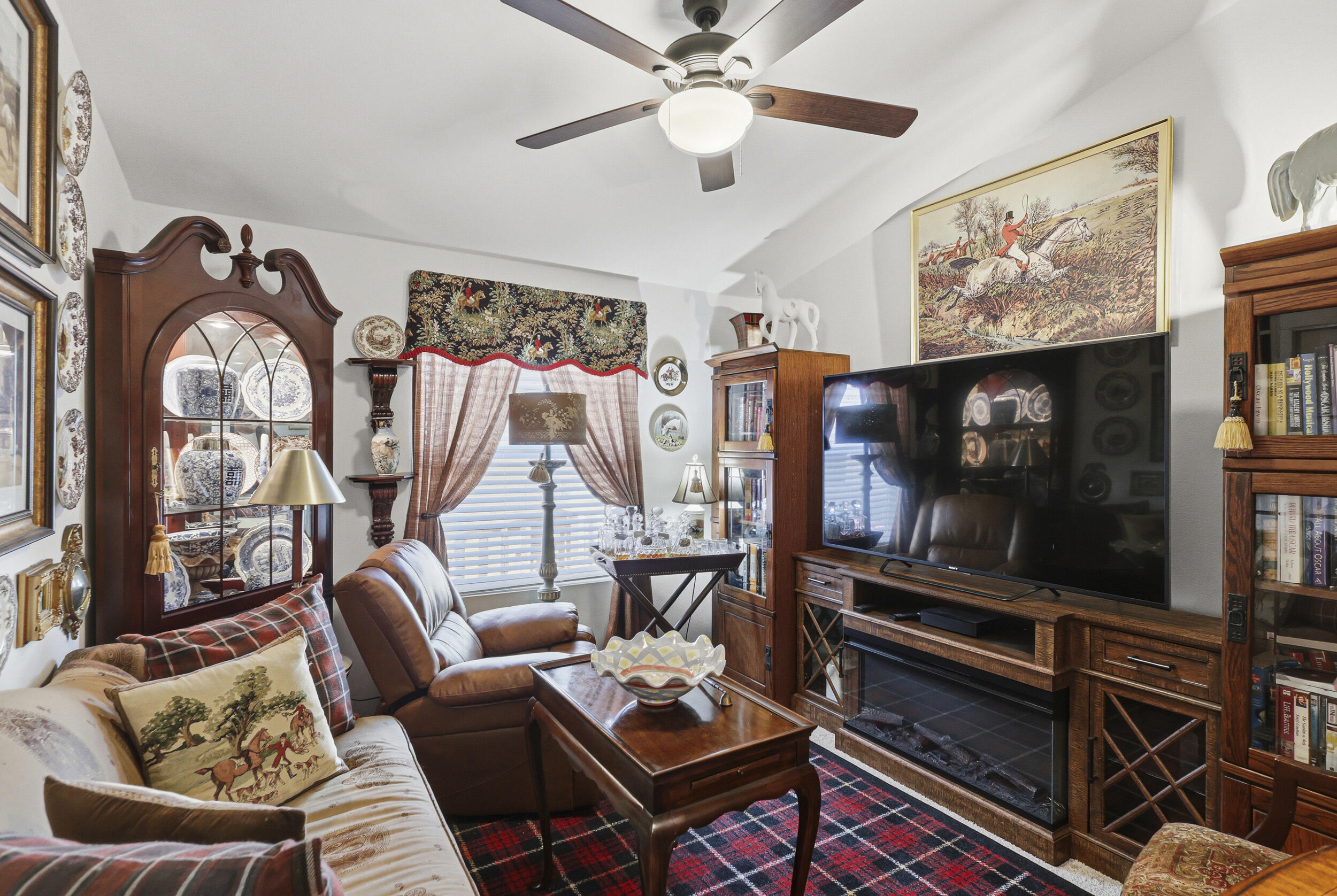 352 Buffalo Circle SE