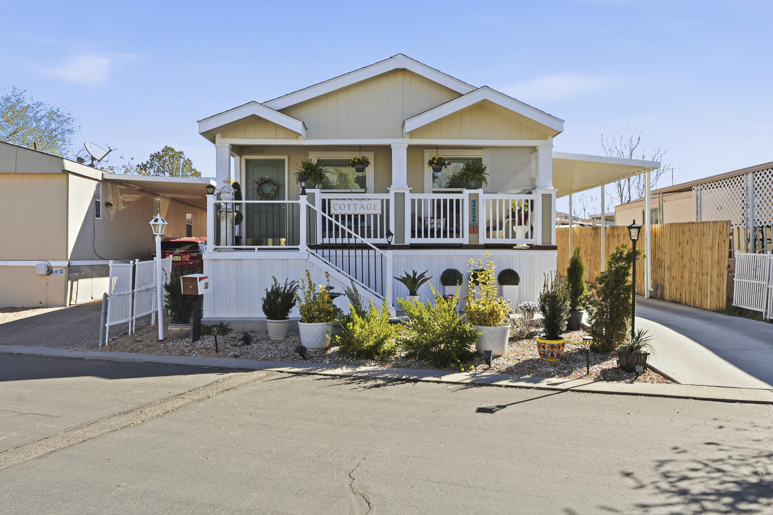 352 Buffalo Circle SE