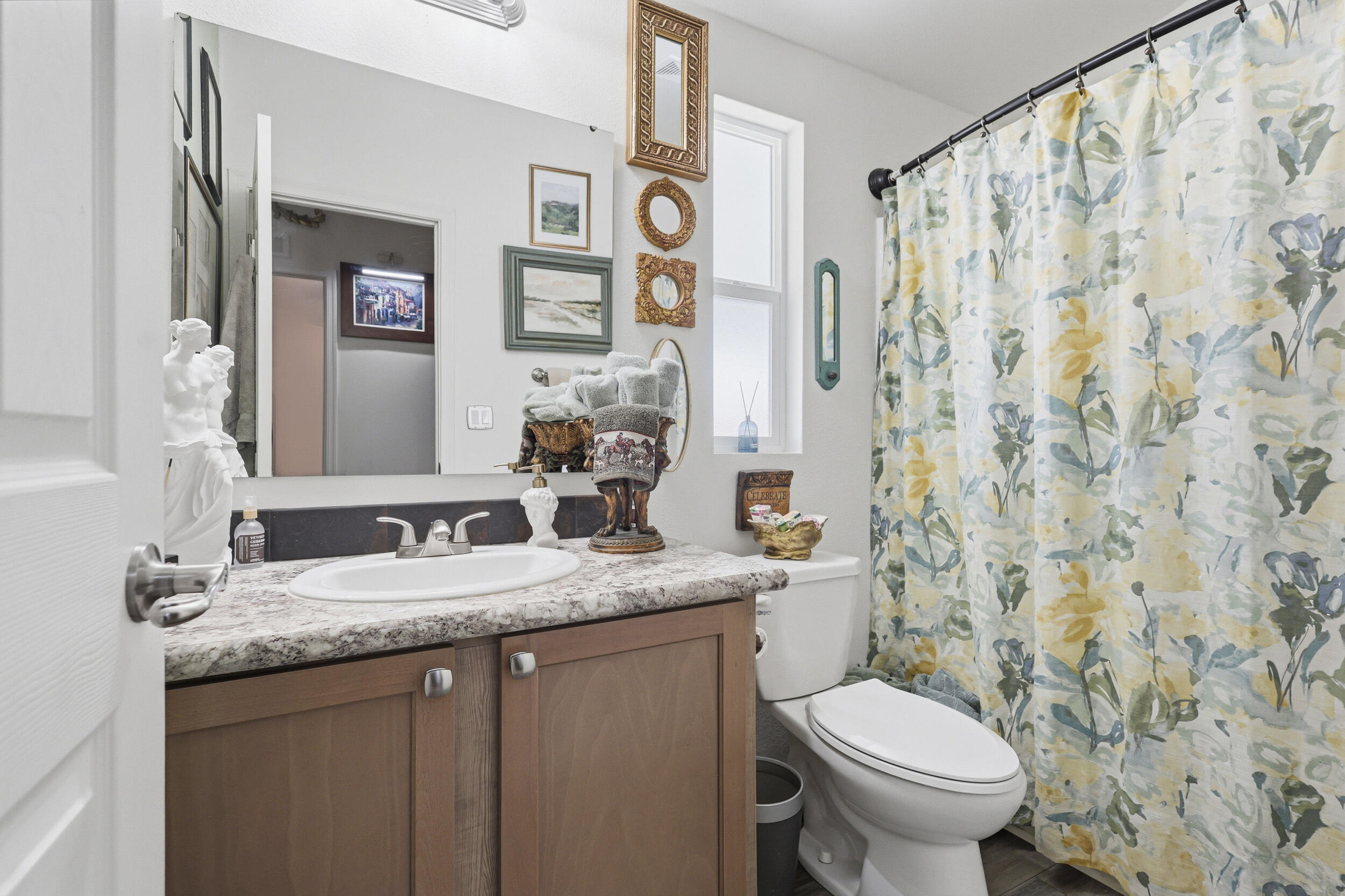 352 Buffalo Circle SE