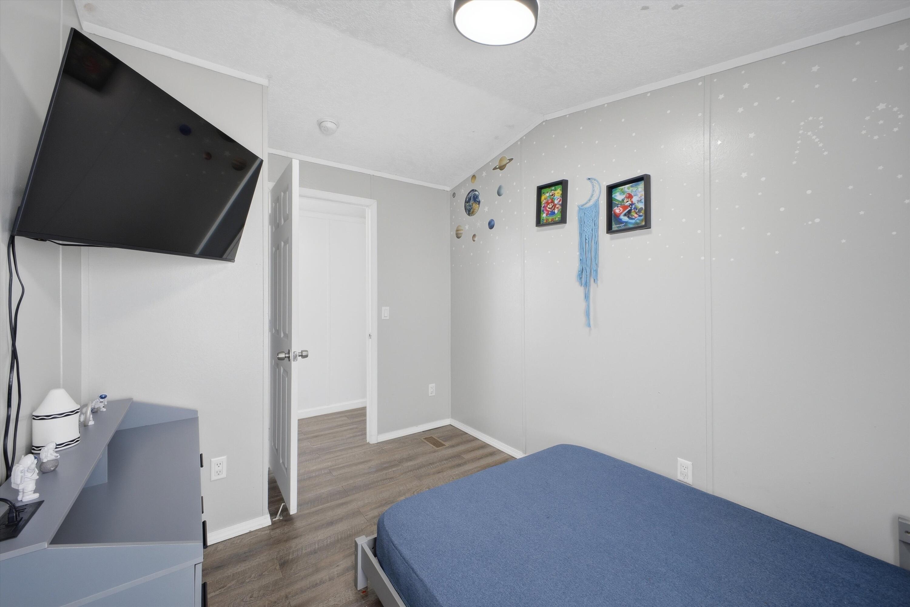 224 E Atrisco Vista Boulevard SW TRLR 1020